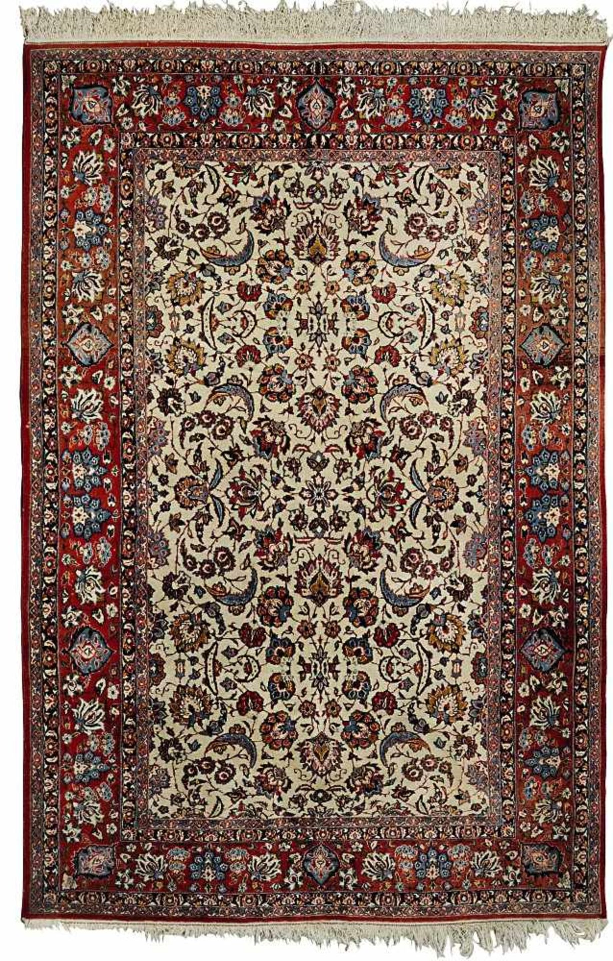 Isfahan 3. Viertel 20. Jh. Abrasch, min. Gebrauchsspuren. 244 x 158 cm