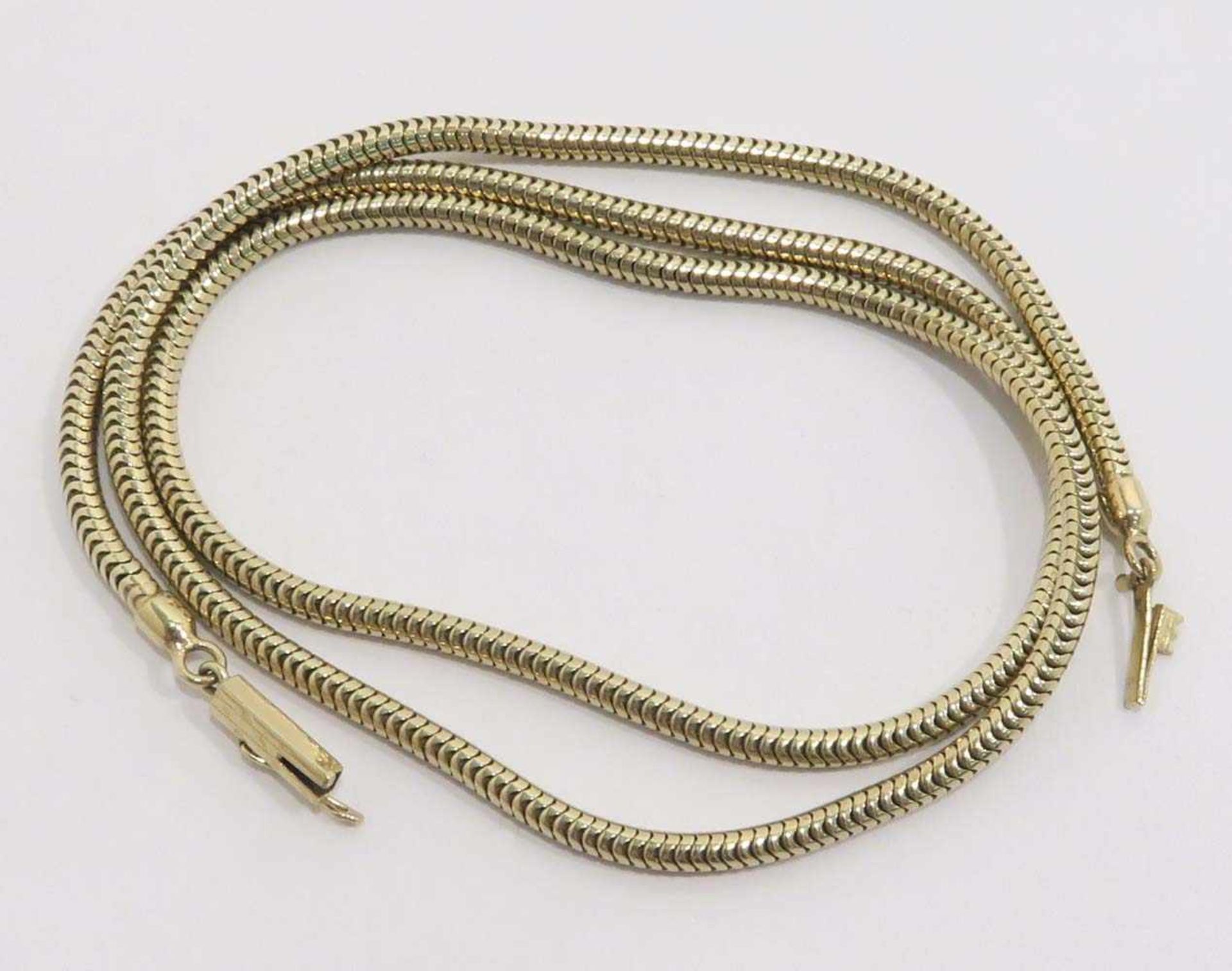 Schlangenkette14 K GG, Marke (585). L. 42 cm. 15,5 g