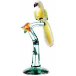 Glasskulptur "Papagei" Murano, 20. Jh. Auf einem stilisierten Ast mit oranger Blüte ein