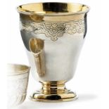 Eleganter Fußbecher Kassel, um 1780 Johannes Adam Kördel (Mstr. 1767-1814). Über getrepptem Fuß