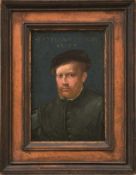 Bildnis eines Herren Deutscher Portraitmaler des 16. Jahrhunderts Bärtiger Mann mit Kappe, oben bez.