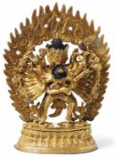 Cakrasamvara mit seiner YoginiTibet oder NepalAuf doppeltem Lotossockel stehend und auf zwei Körpern