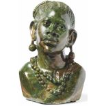 Maboyi, CharlesShona-Skulptur(in Simbabwe tätig) Vollrund gearbeitete Büste einer Afrikanerin.