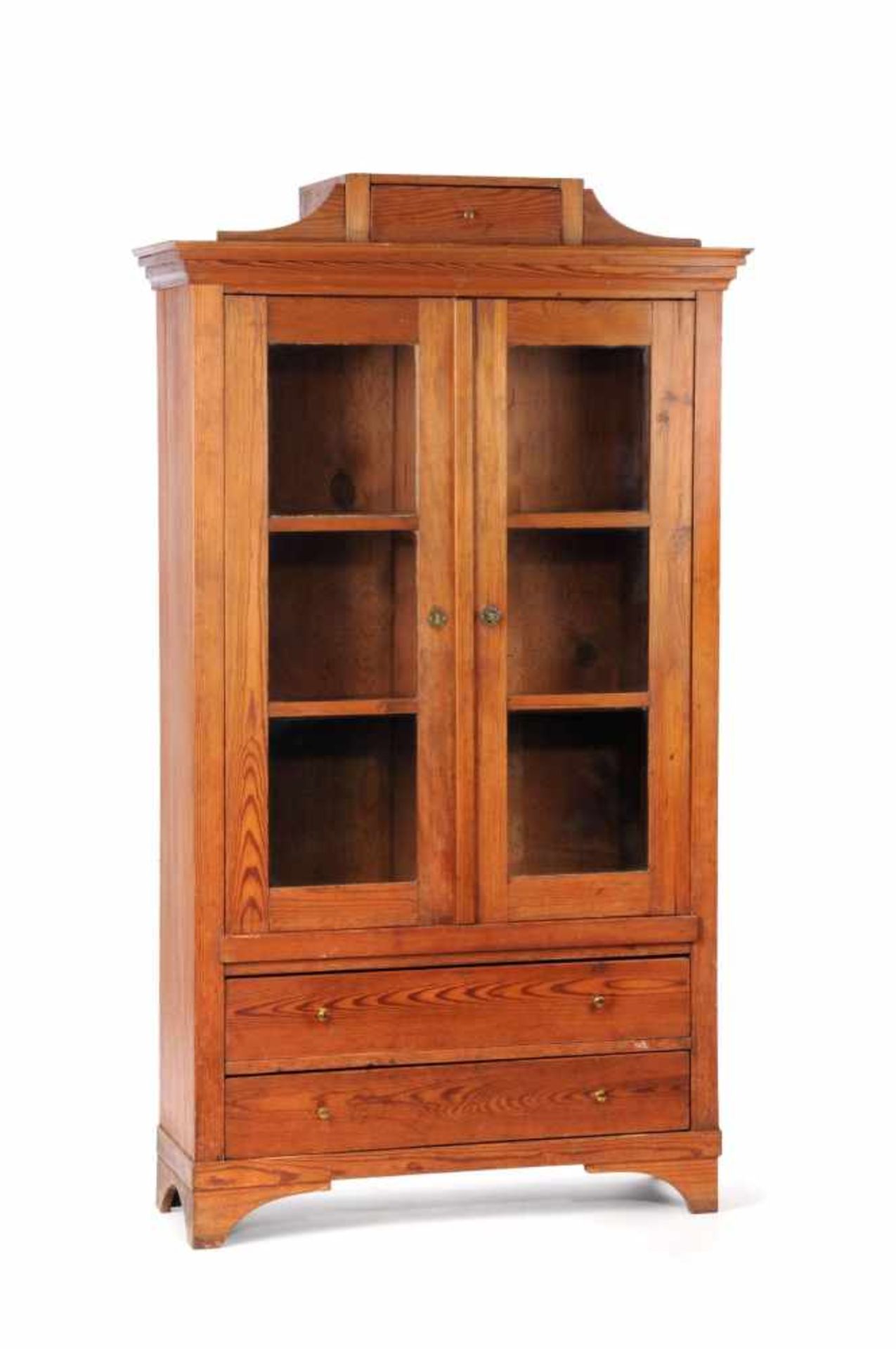 Vitrinenschrank. Um 1860/1870.Nadelholz. Hochrechteckiger, zweitüriger Korpus, eine Tür als