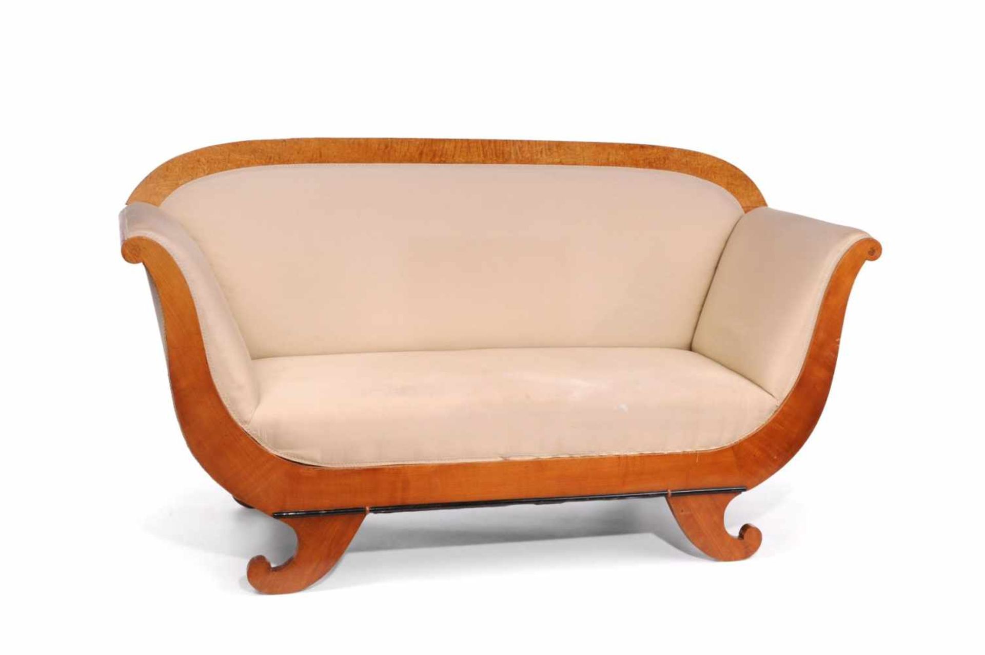 Biedermeier-Salonsofa. Wohl Süddeutsch. Um 1825/1830.Nadelholz, Kirschbaum furniert, partiell