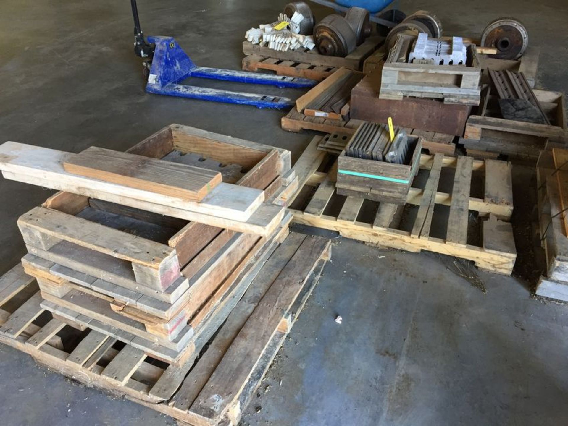 Lot of chipper blades on (3) pallets