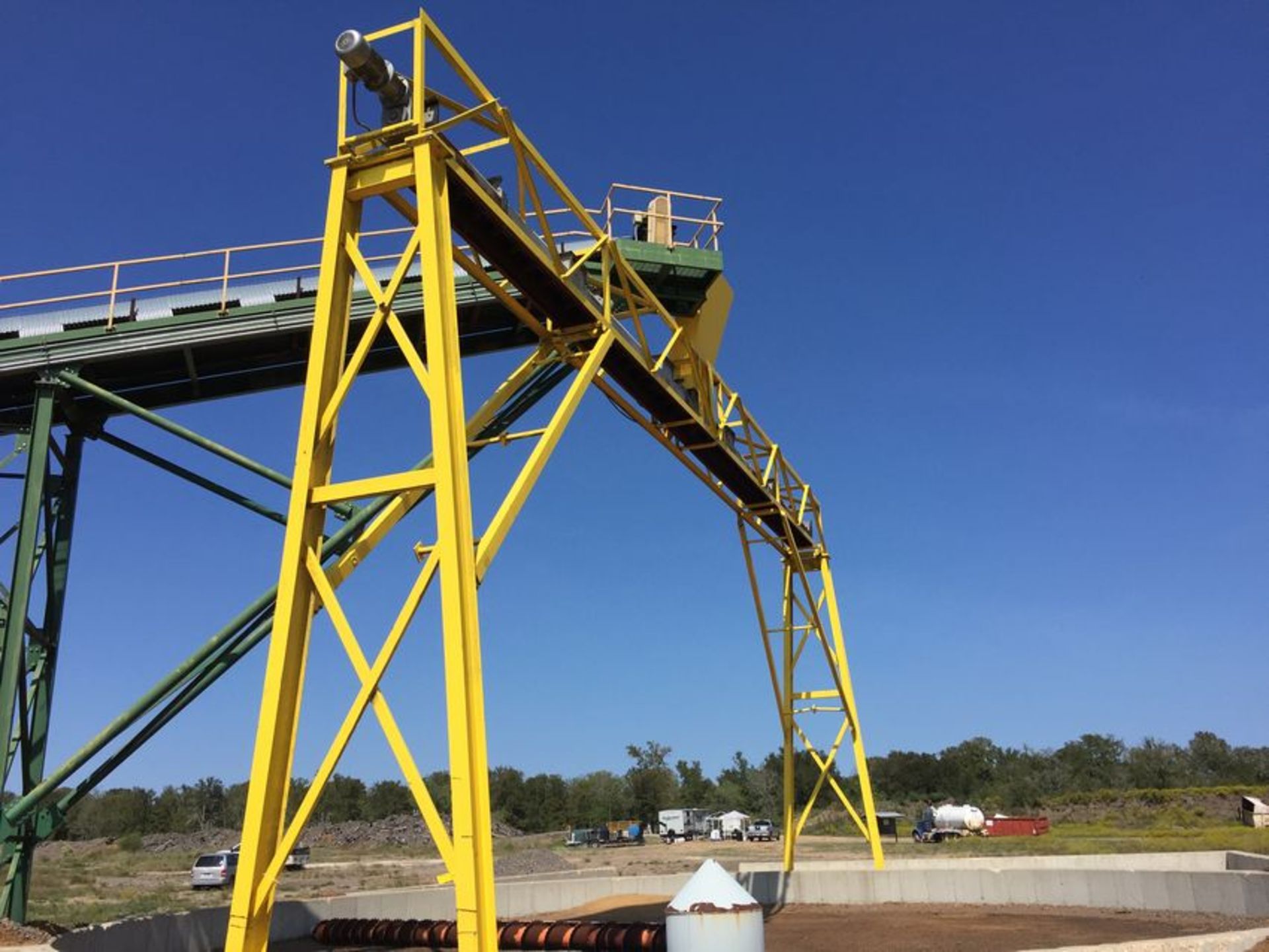 Auger Conveyor, approx. 60 ft., w/ stand. (Above Laidig Pit)