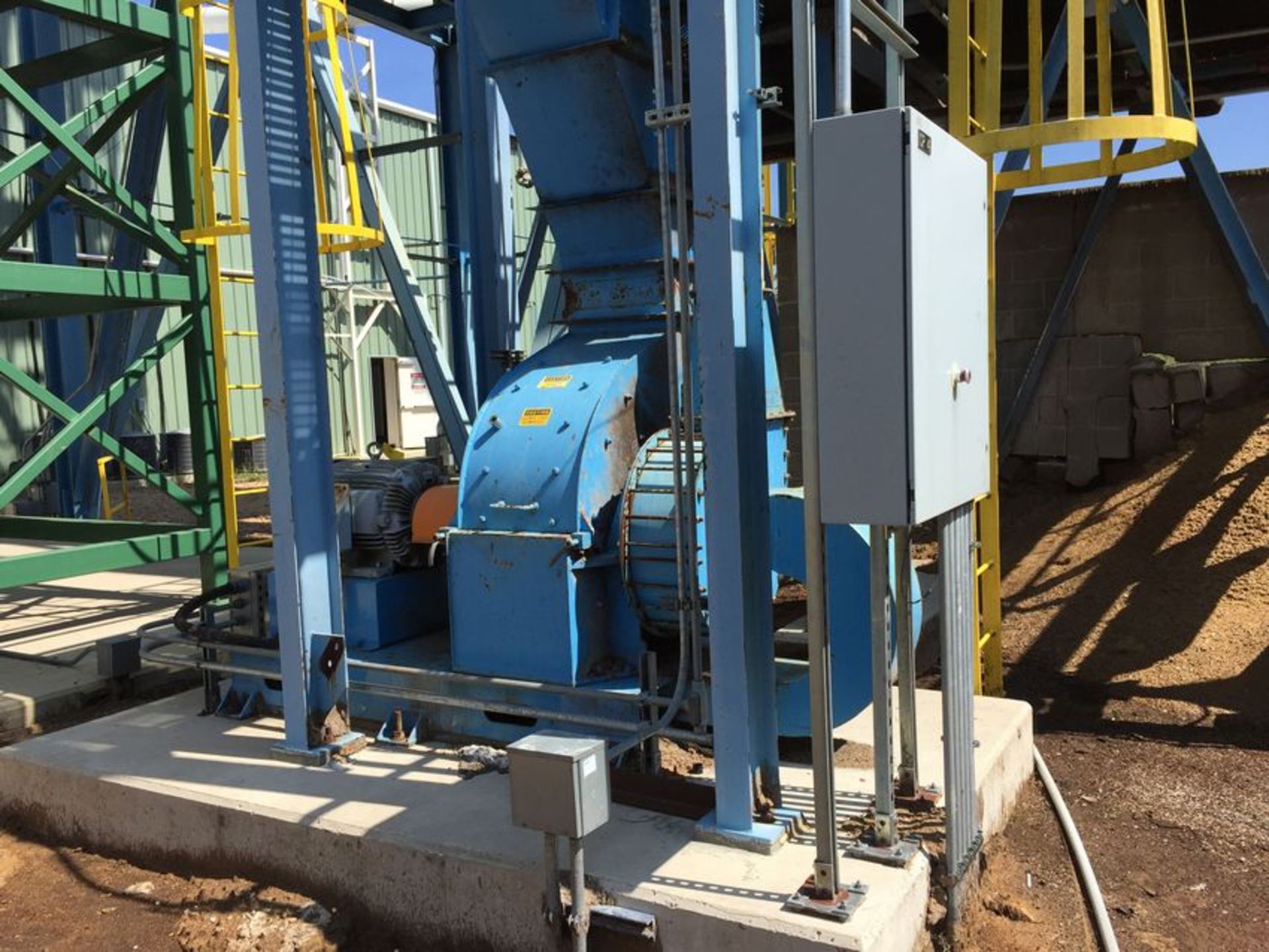 M.E.C. / JB Hammer mill, 75 HP, w/ built in blower, (9,500 CFM, 3600 RPM,)