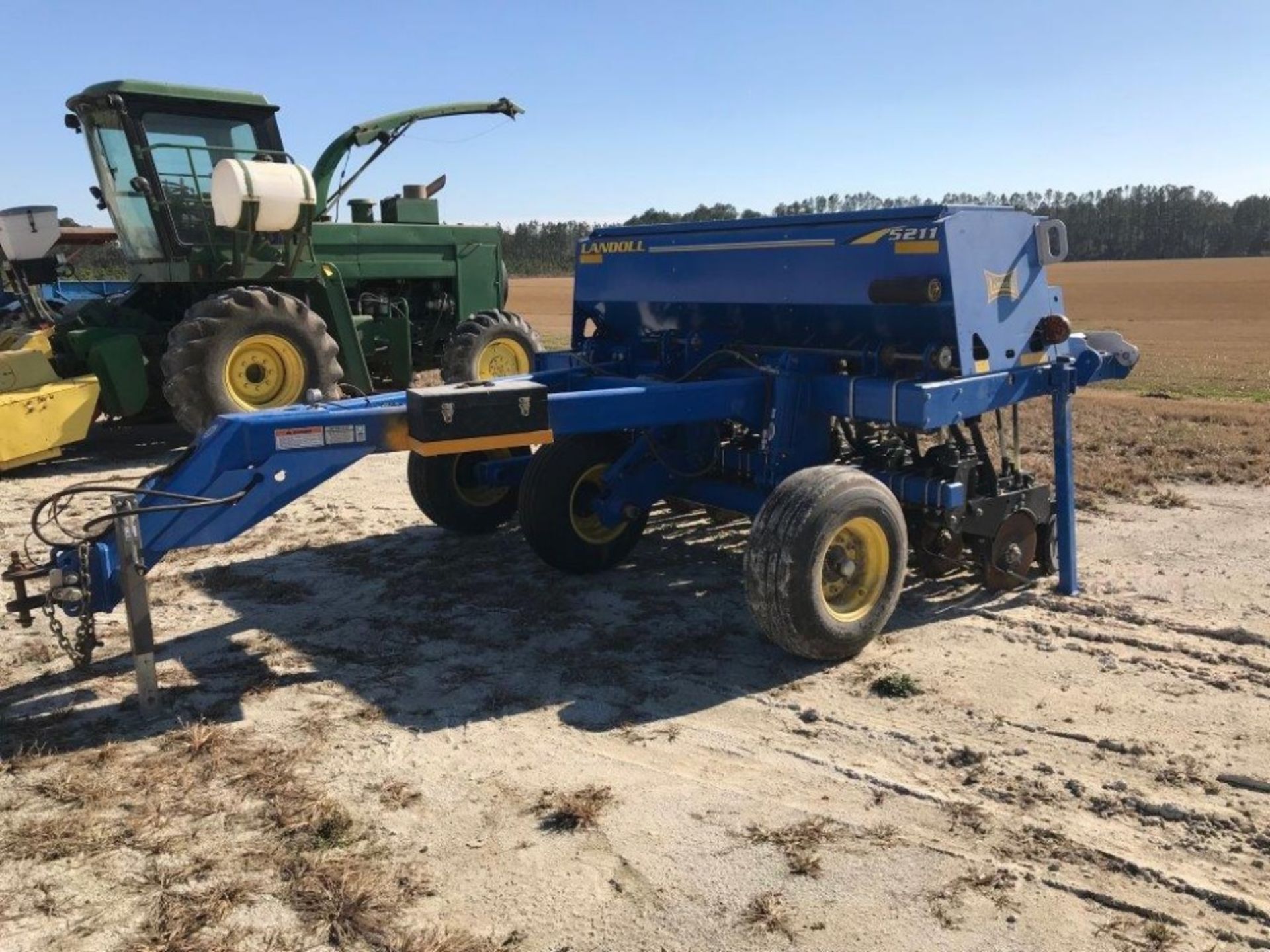 Landoll Grain Drill - Image 4 of 5