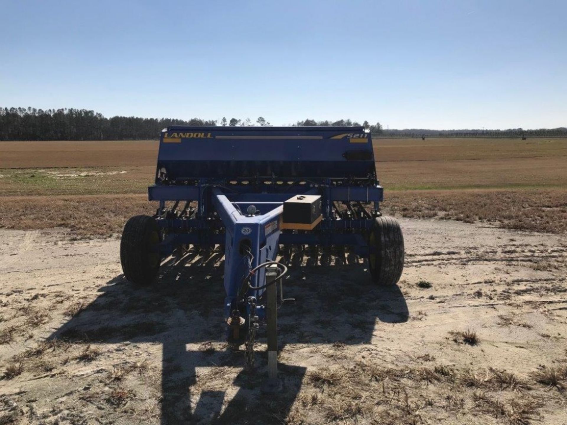 Landoll Grain Drill - Image 5 of 5