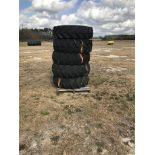 Pivot tires