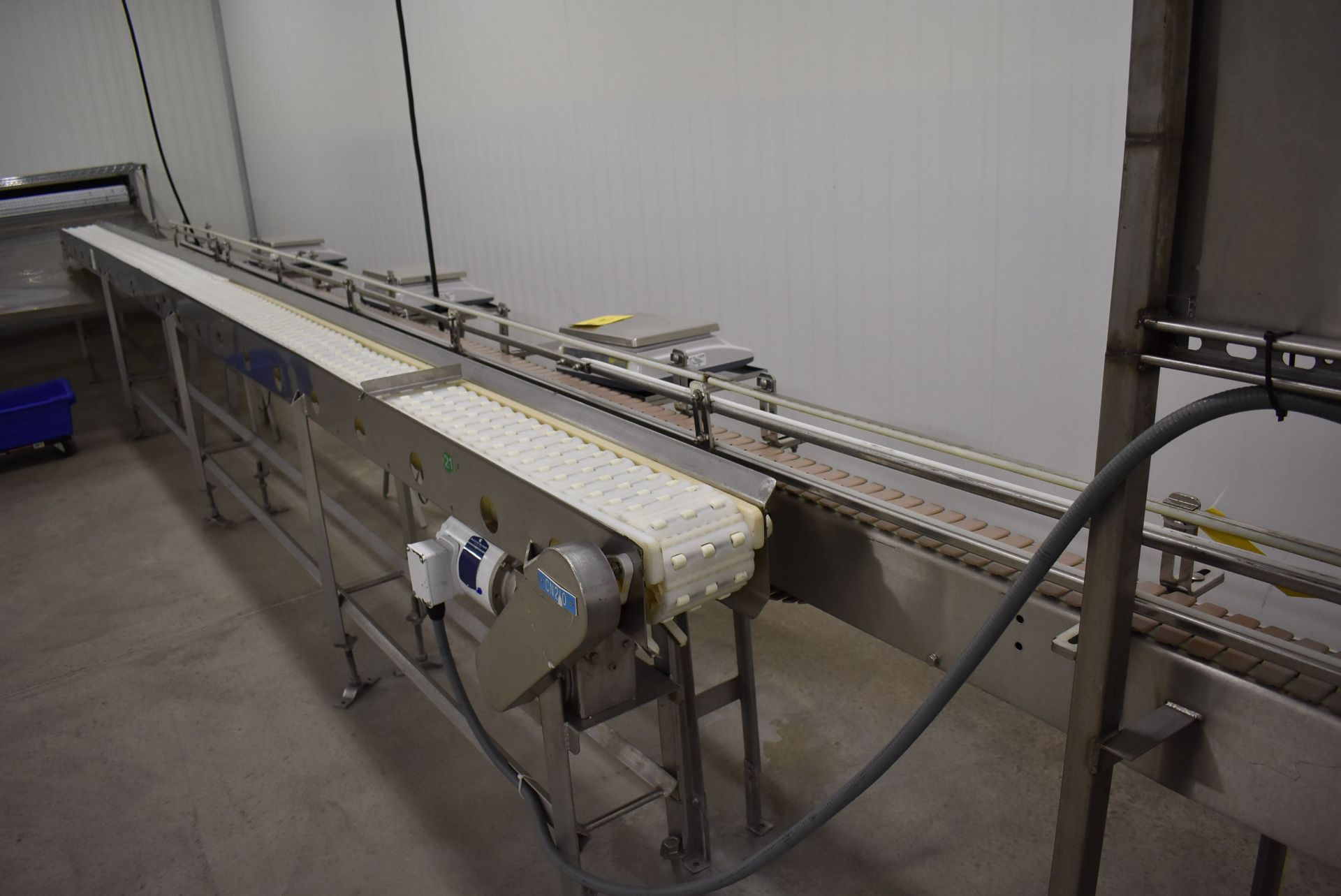 Motorized Belt Conveyor, 2-Lane Approx. 20 ft. Length, SS Frame, SS Leg Base - Bild 2 aus 2