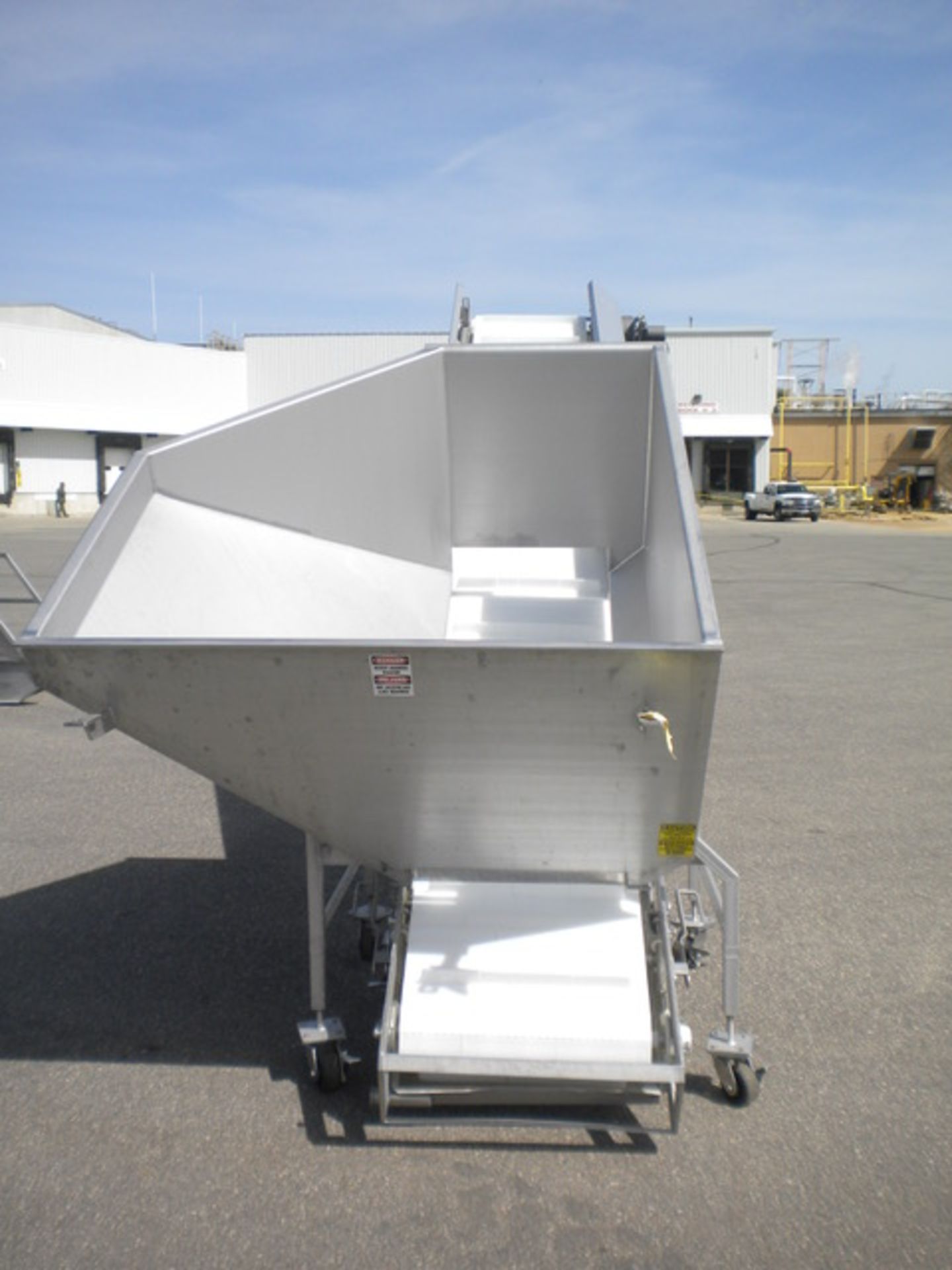 MEPACO Hopper and Conveyor with Sides, 24 in. Wide Belt (like new - used less than a month