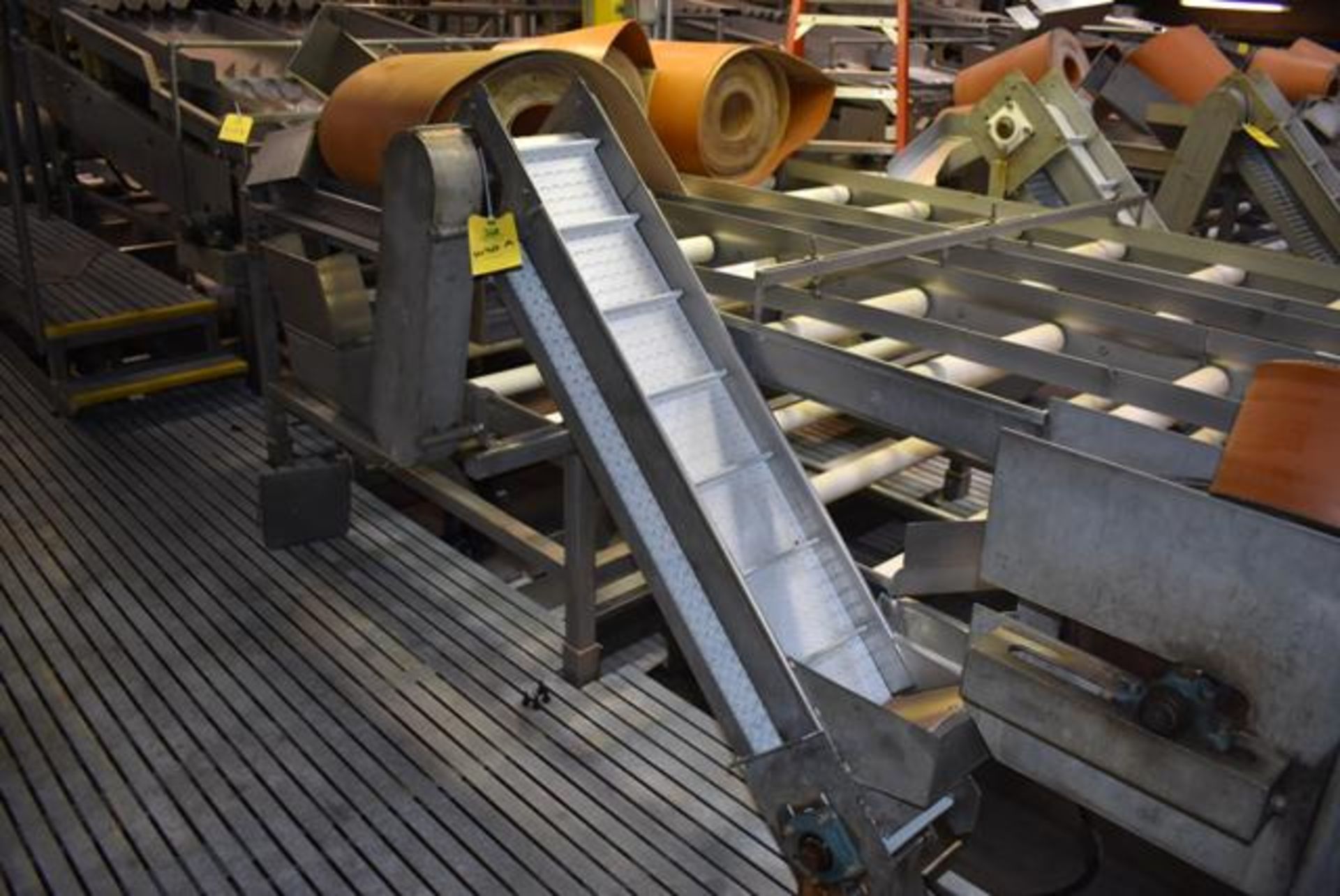 Elevator - 8" Wide Pleated Incline Conveyor, 48" Length, Note - No Motor, RIGGING FEE: $200