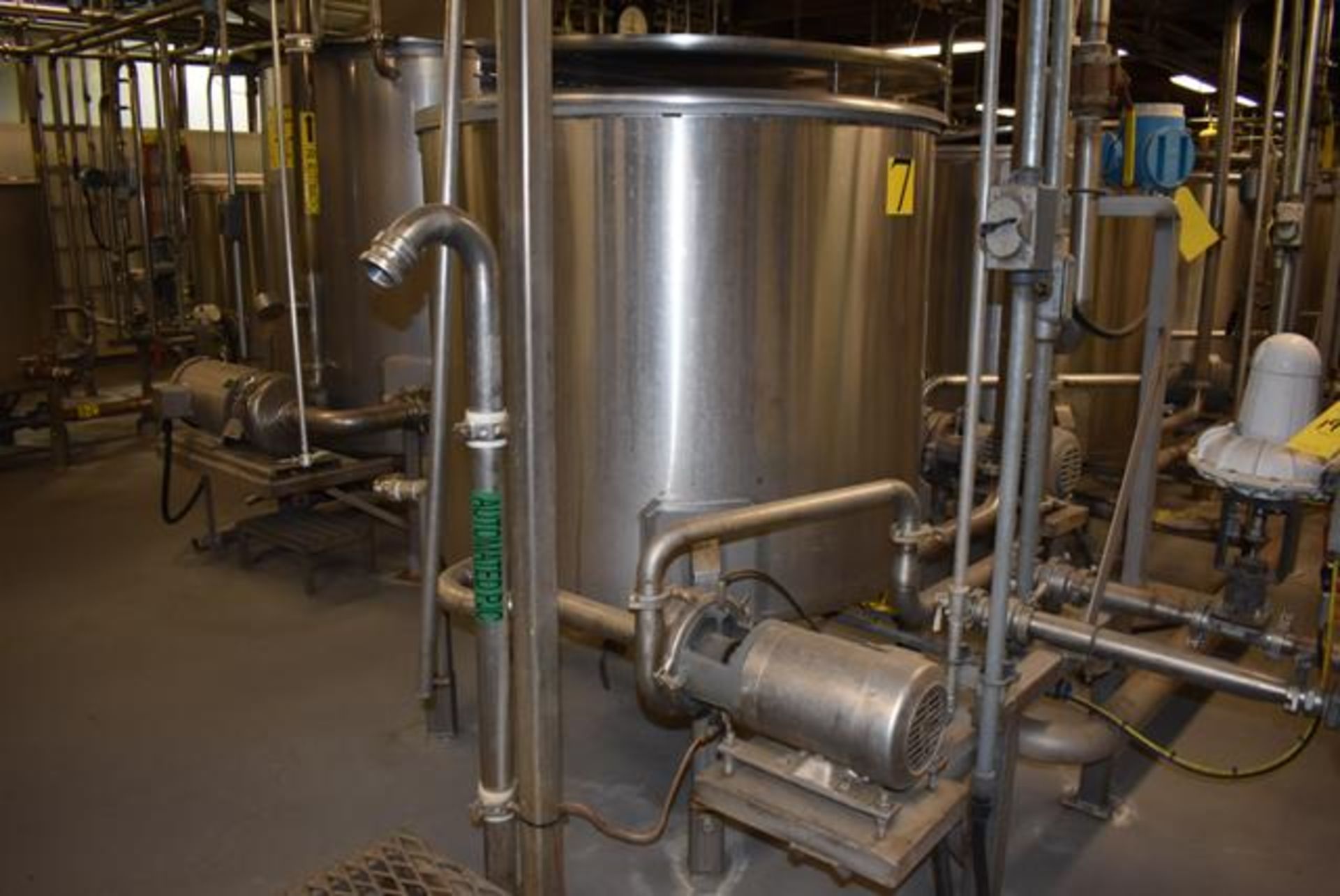 Stainless Steel Tank w/Lid, 42" Diameter x 36" Depth/210 Gallon Capacity, Motor and Circulating - Image 2 of 3