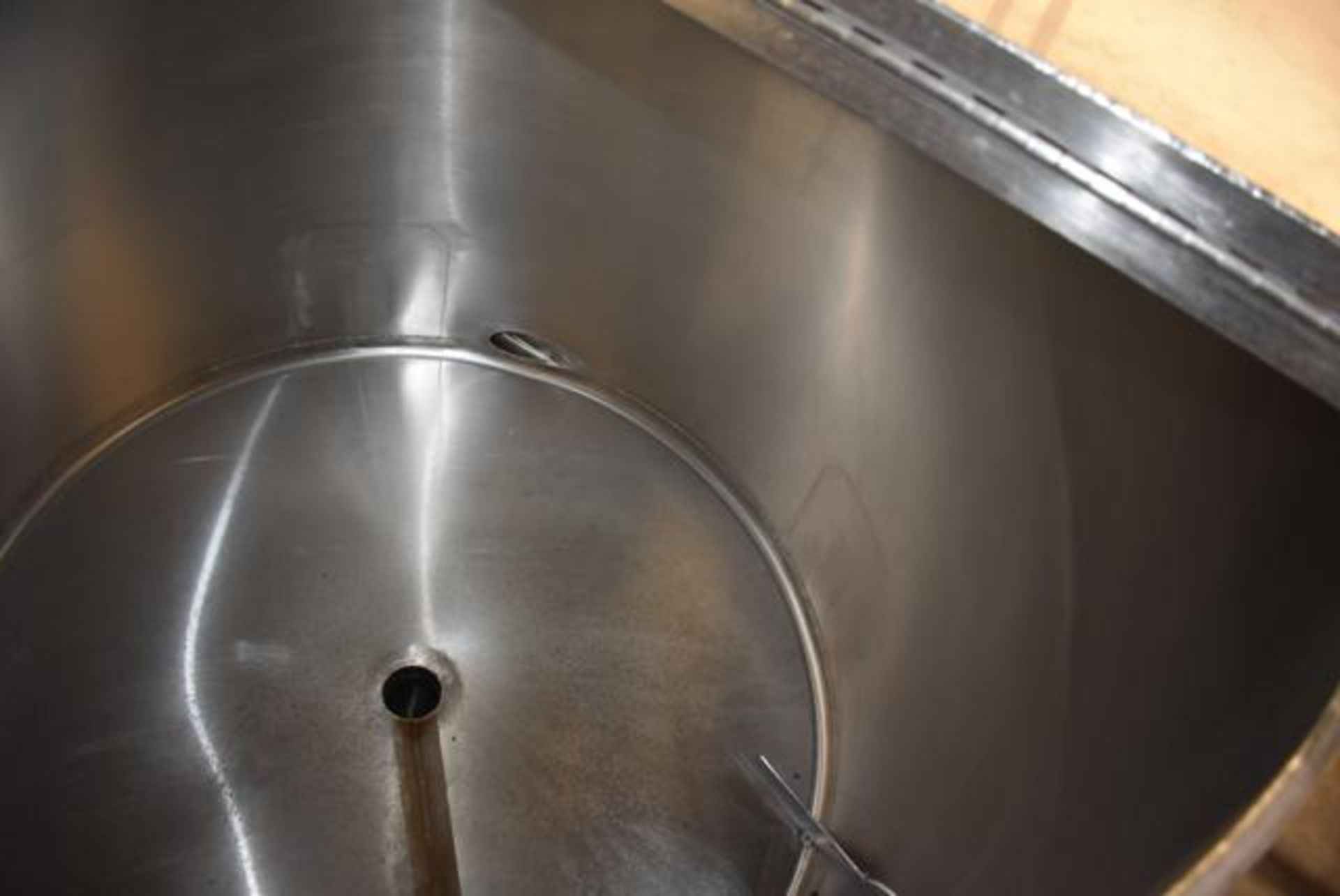 Stainless Steel Tank w/Lid, 42" Diameter x 36" Depth/210 Gallon Capacity, Motor and Circulating - Image 3 of 3