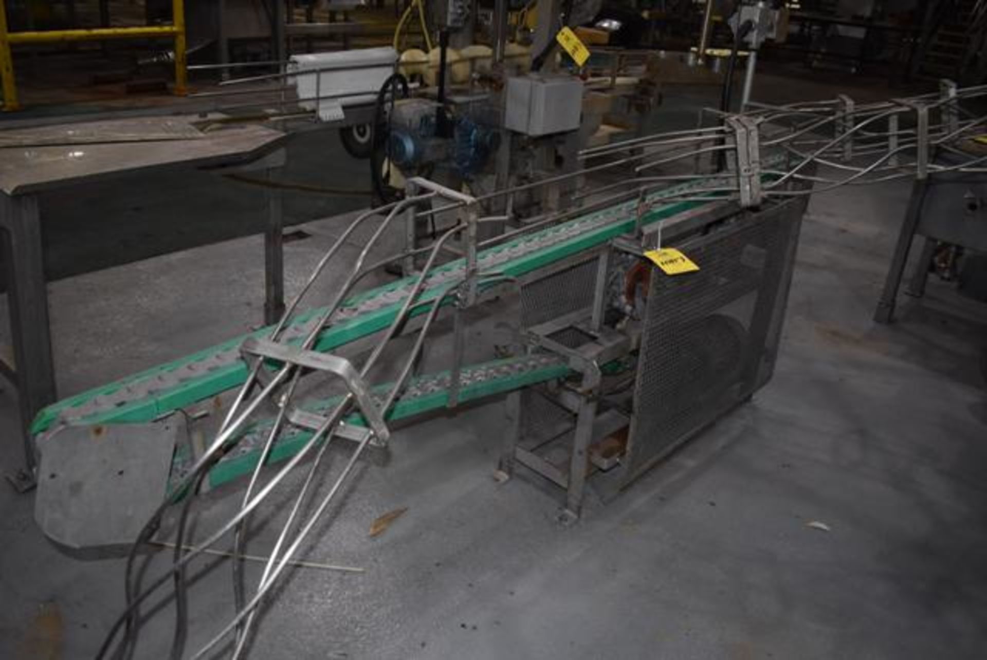 Lock Belt Conveyor w/Drive, 8 ft., RIGGING FEE: $145