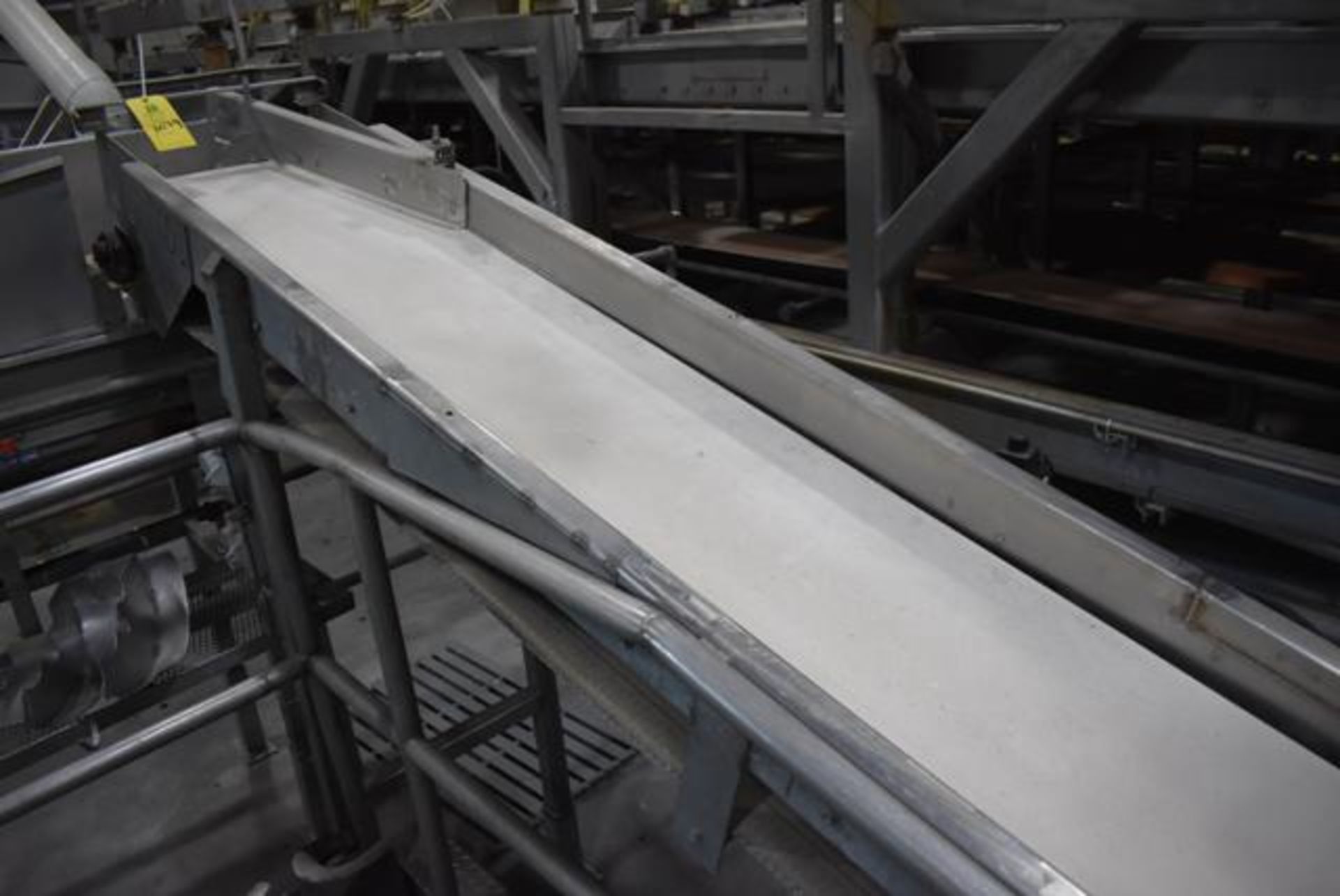 Conveyor - 18" Wide Belt x 11' Length, RIGGING FEE: $400
