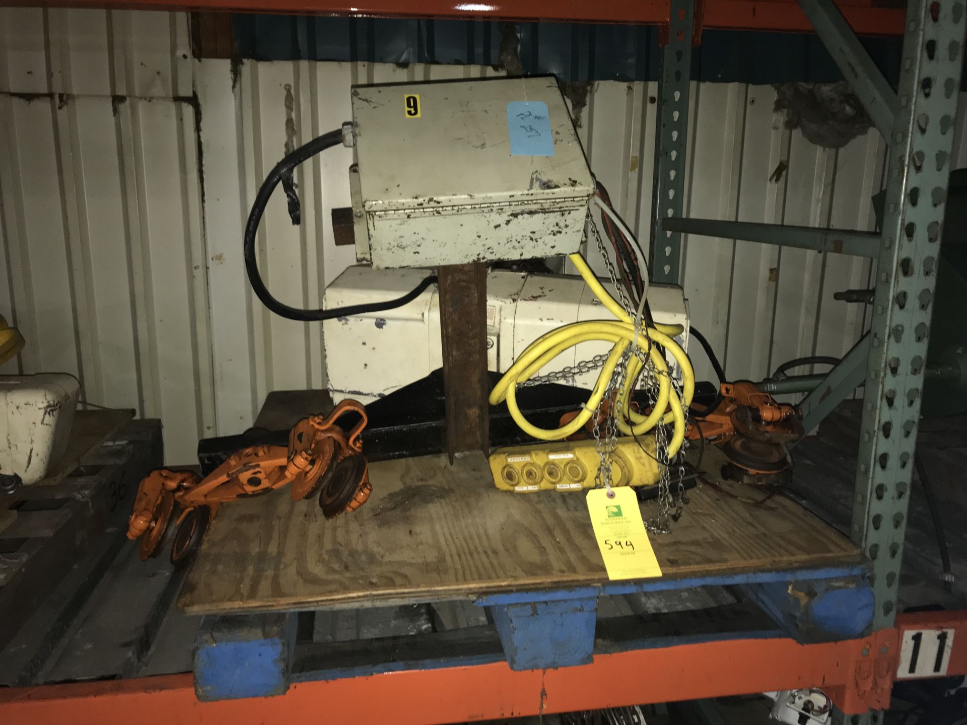 SESCL Chain Hoist, Model# 1700, 2 Ton, Rigging Fee For This Item Is $30 - Image 2 of 3