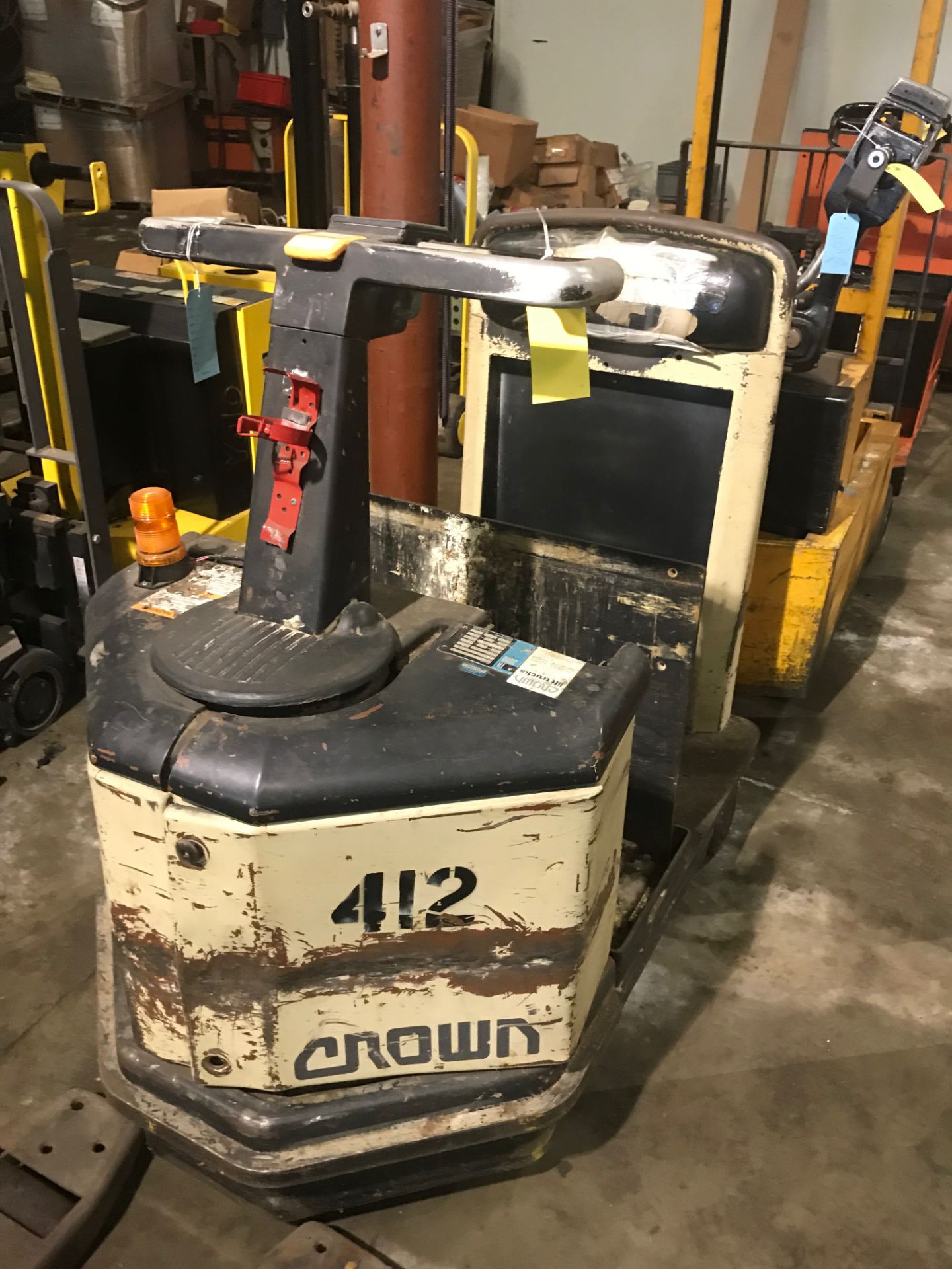 Crown Electric Pallet Jack, Model #TR3540-200, 600 Amps, 24 Volts, Serial #6A163863, Rigging Fee $25