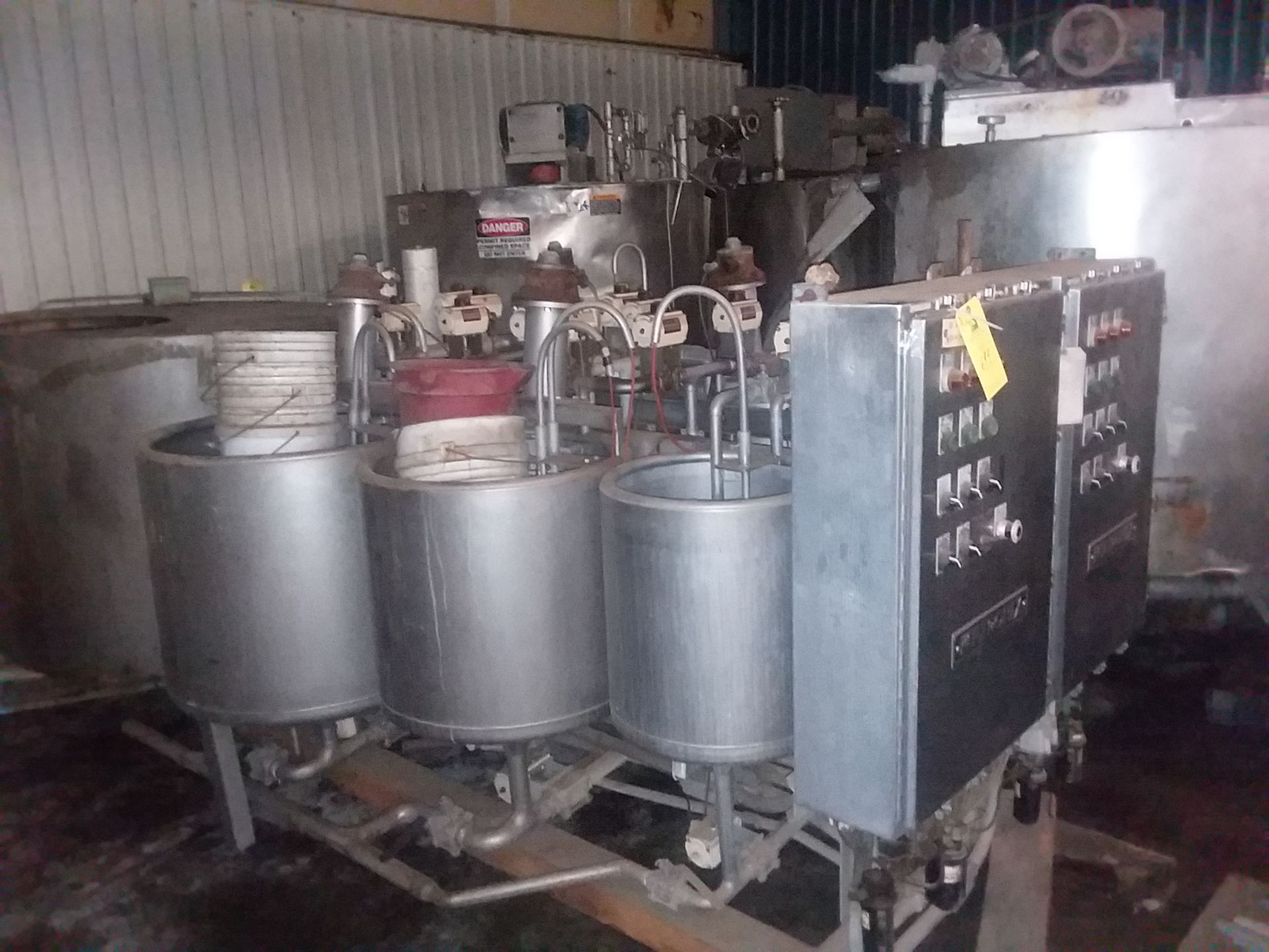 Keltronix Chemical Mixing System w/ (6) Stainless Steel Tanks: 30 inches Diameter, 26.5 inches Heigh