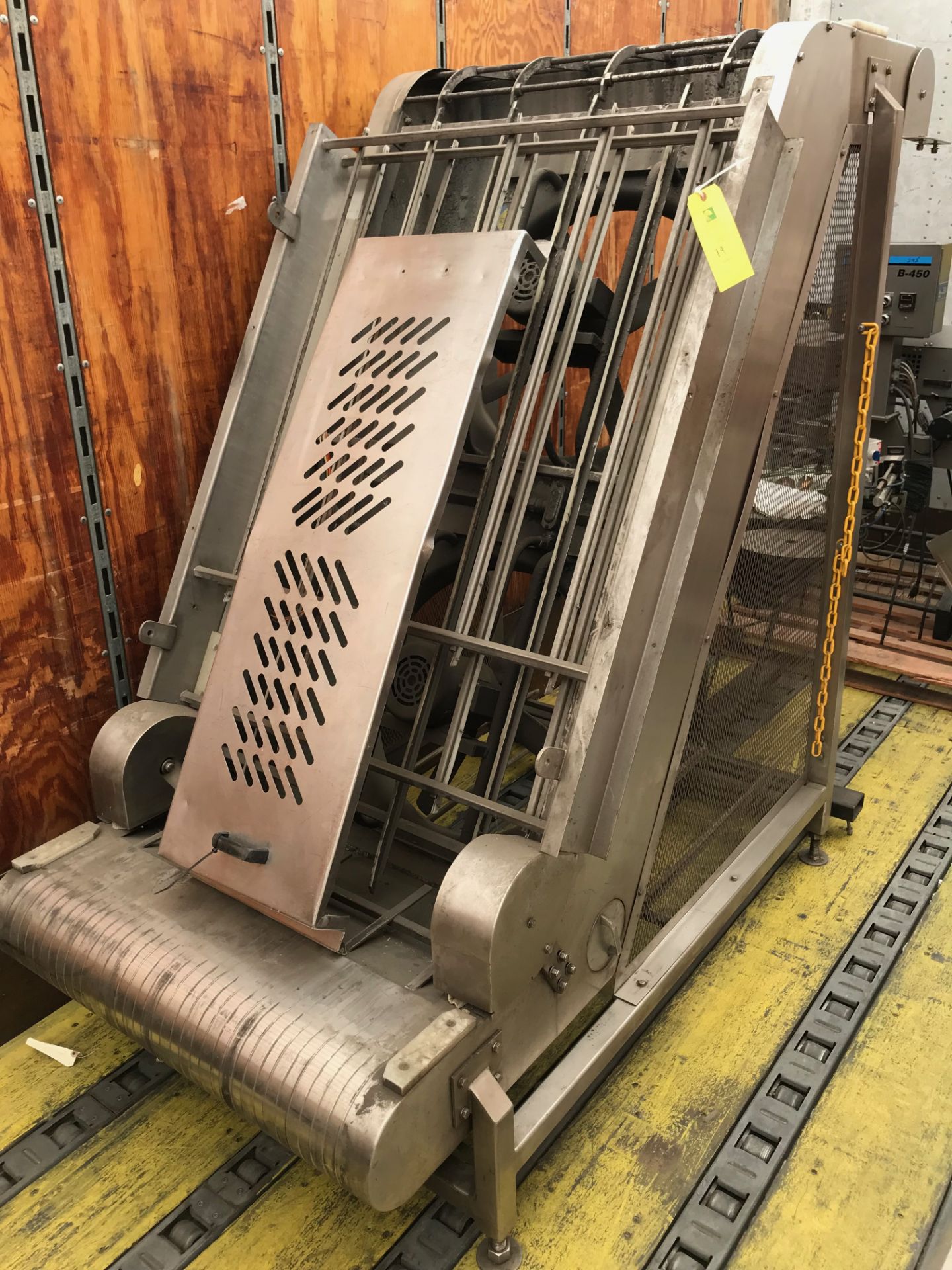 Vacuum Conveyor, 32" Wide x 68" Long, Rigging Fee $400
