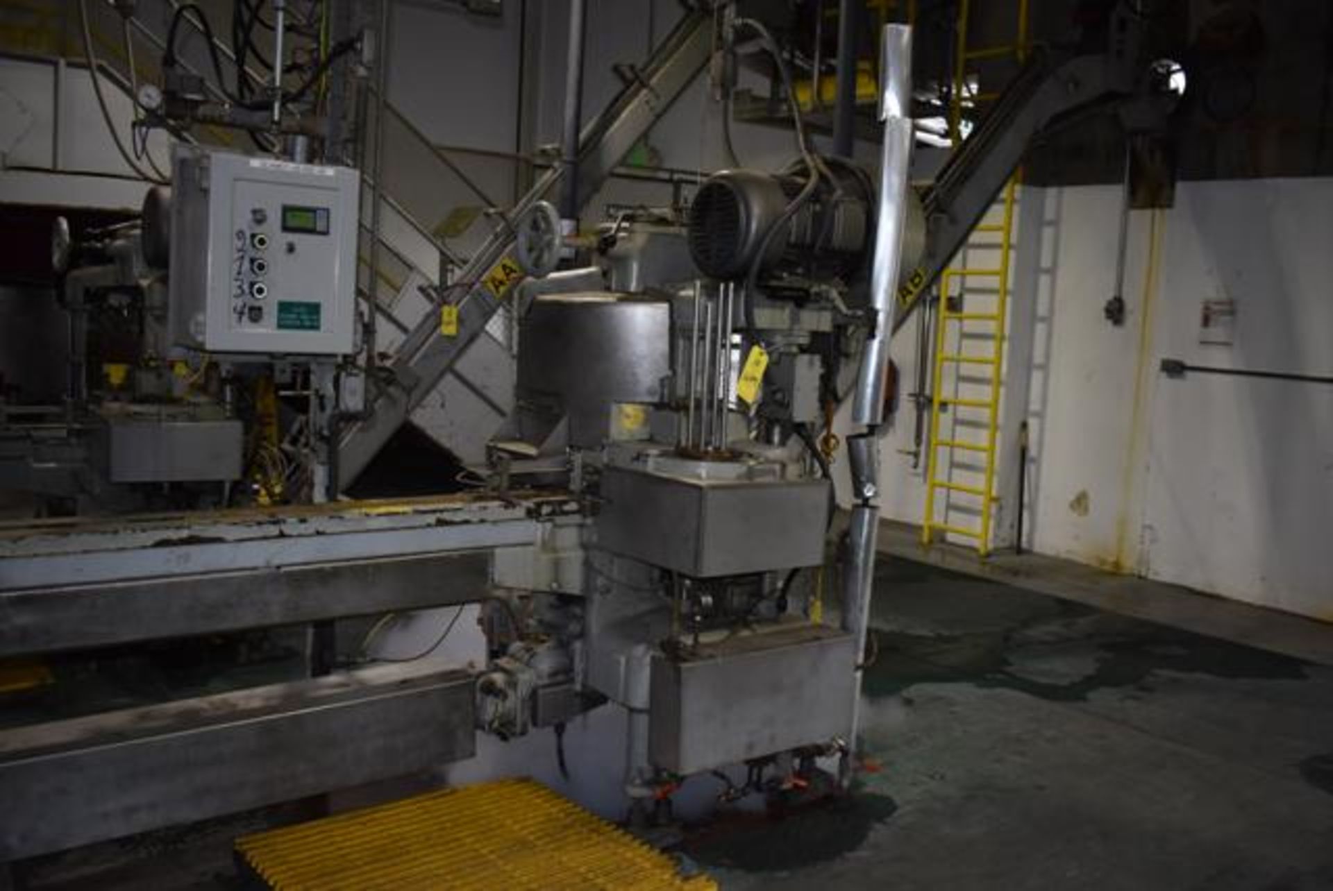 Angelus Model #60L Automatic Closing Machine/Seamer, Set to Can Size 300 x 407, RIGGING FEES: $1500