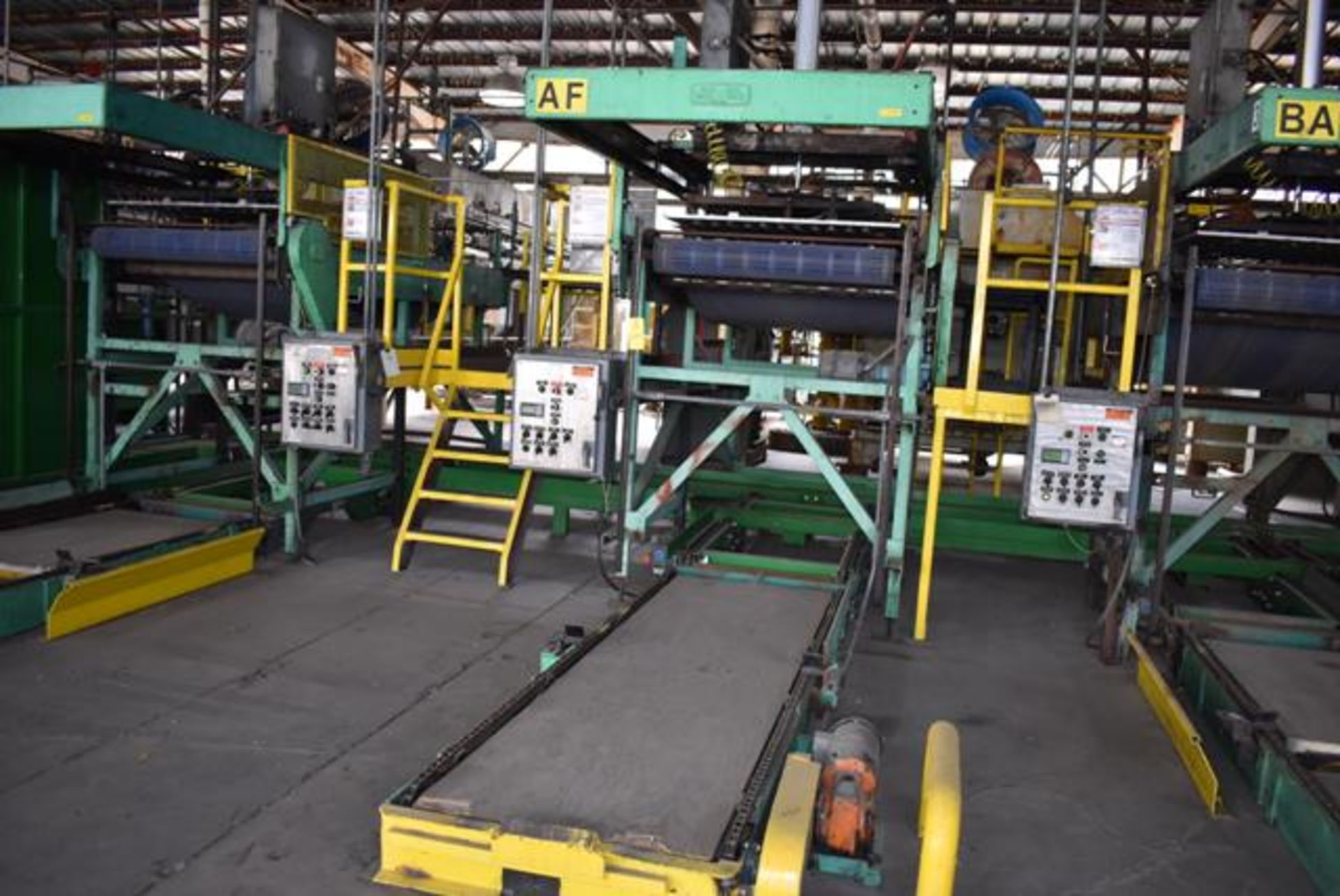 Filper Stacker Size 401 x 411, Serves Line AF, RIGGING FEES: $1200