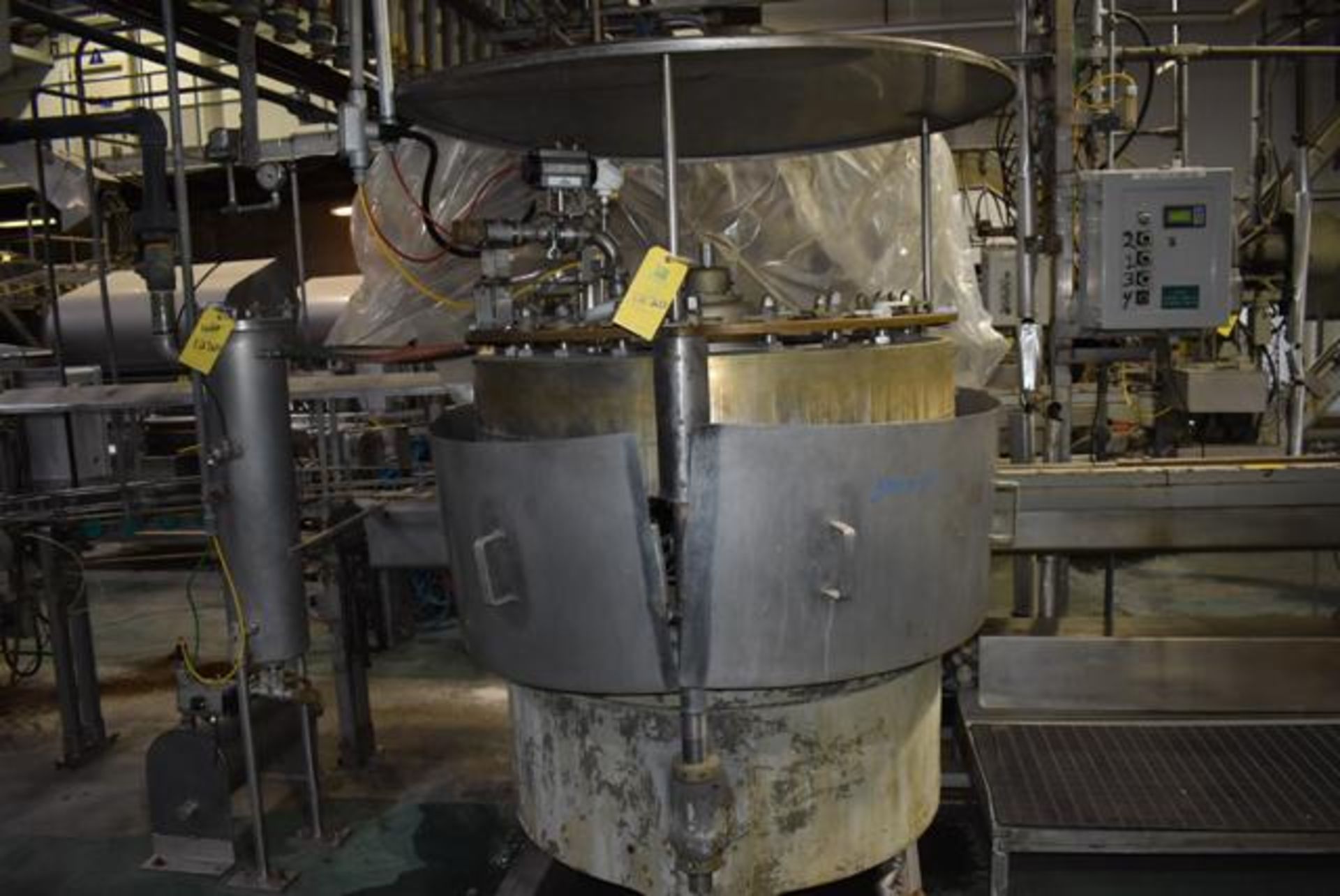 Atlas Pacific 20 Valve Pre-Vac Syruper, Size 300 x 407, Includes Trap Tank, SN N/A, RIGGING FEES: $