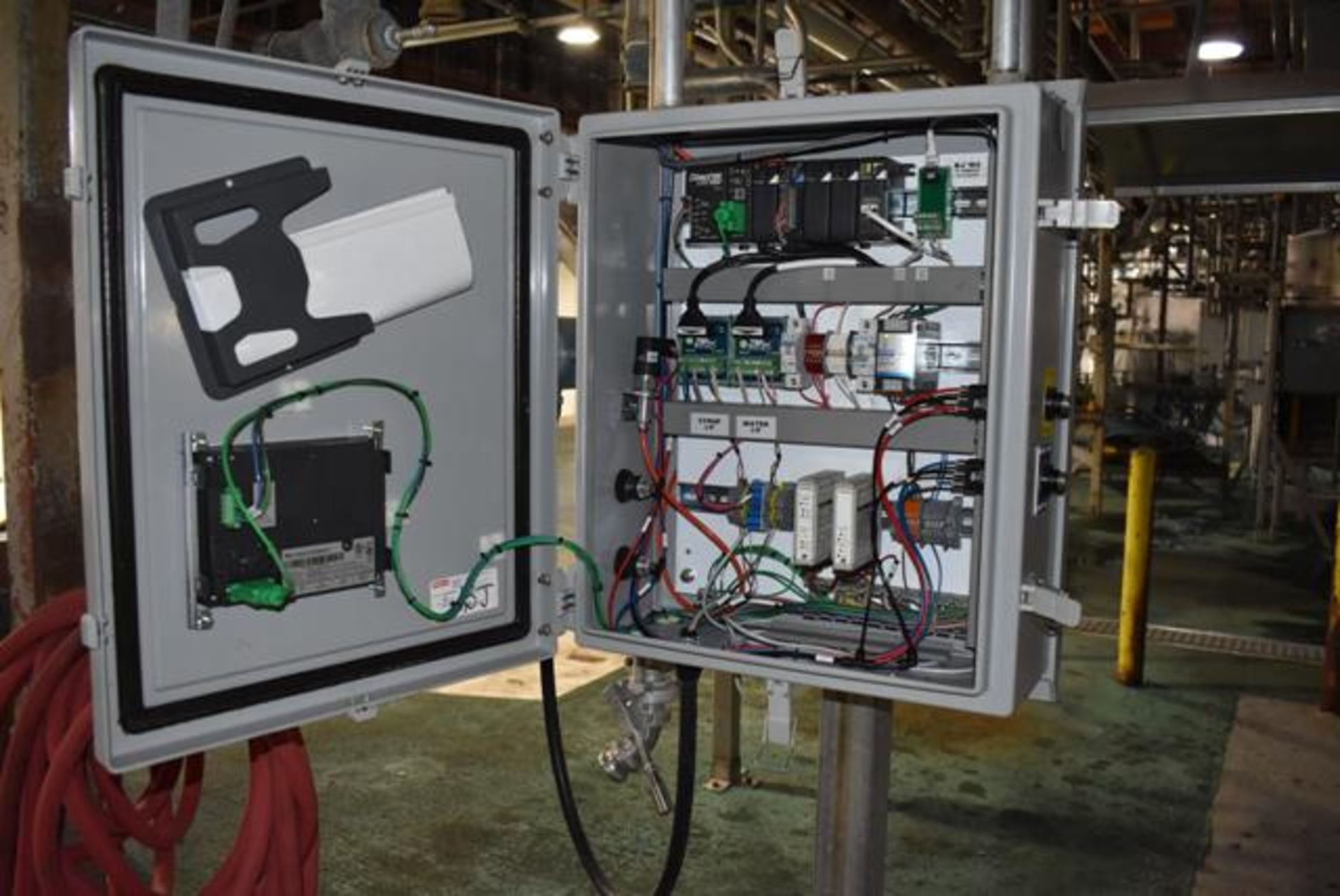 Micro-Motion #H025S Series Mass Flow Sensor, Brix PLC Controller, RIGGING FEE: $400 - Bild 3 aus 3