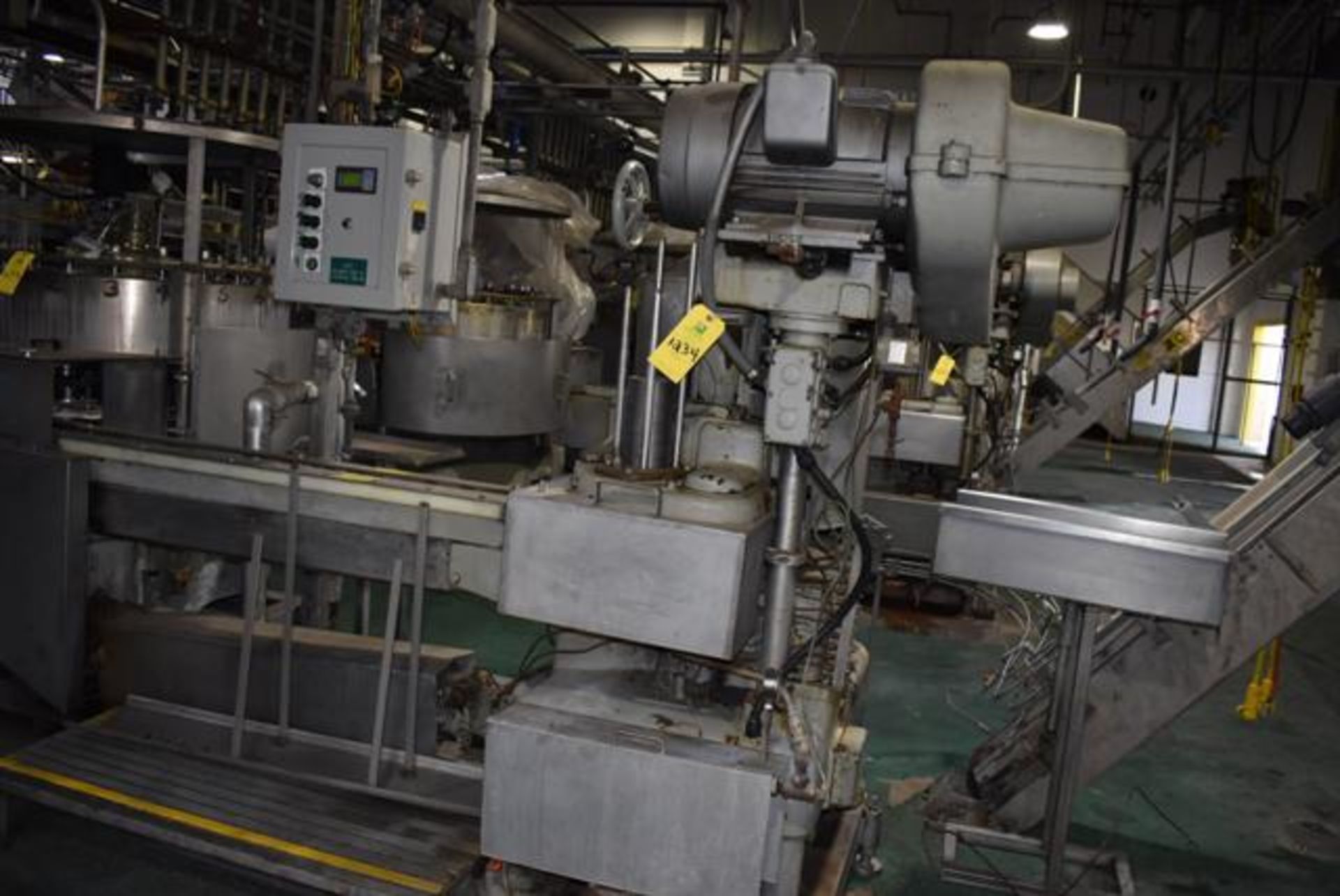Angelus Model #60L Automatic Closing Machine/Seamer, Can Size 401x411, RIGGING FEES: $1500