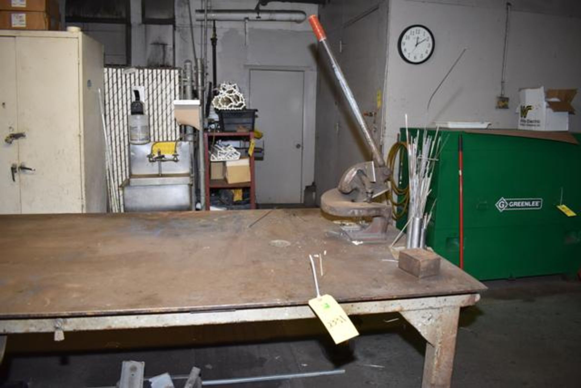 Steel Welding Table, Mounted on 4-Wheels, 48" x 10' Length, Includes Beverly Shear Shop Vise - Image 2 of 2