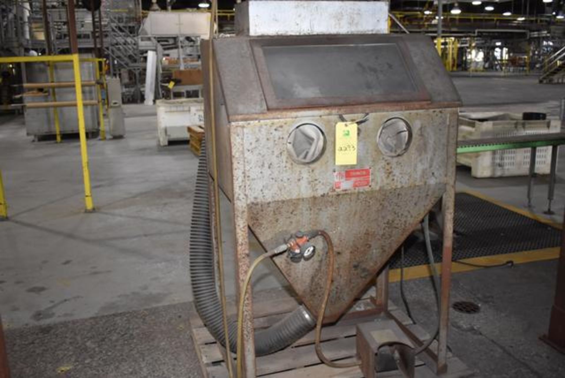 Trinco #36-300 Dry Blast Finishing Machine, SN 20291-5 Includes Dust Collection System