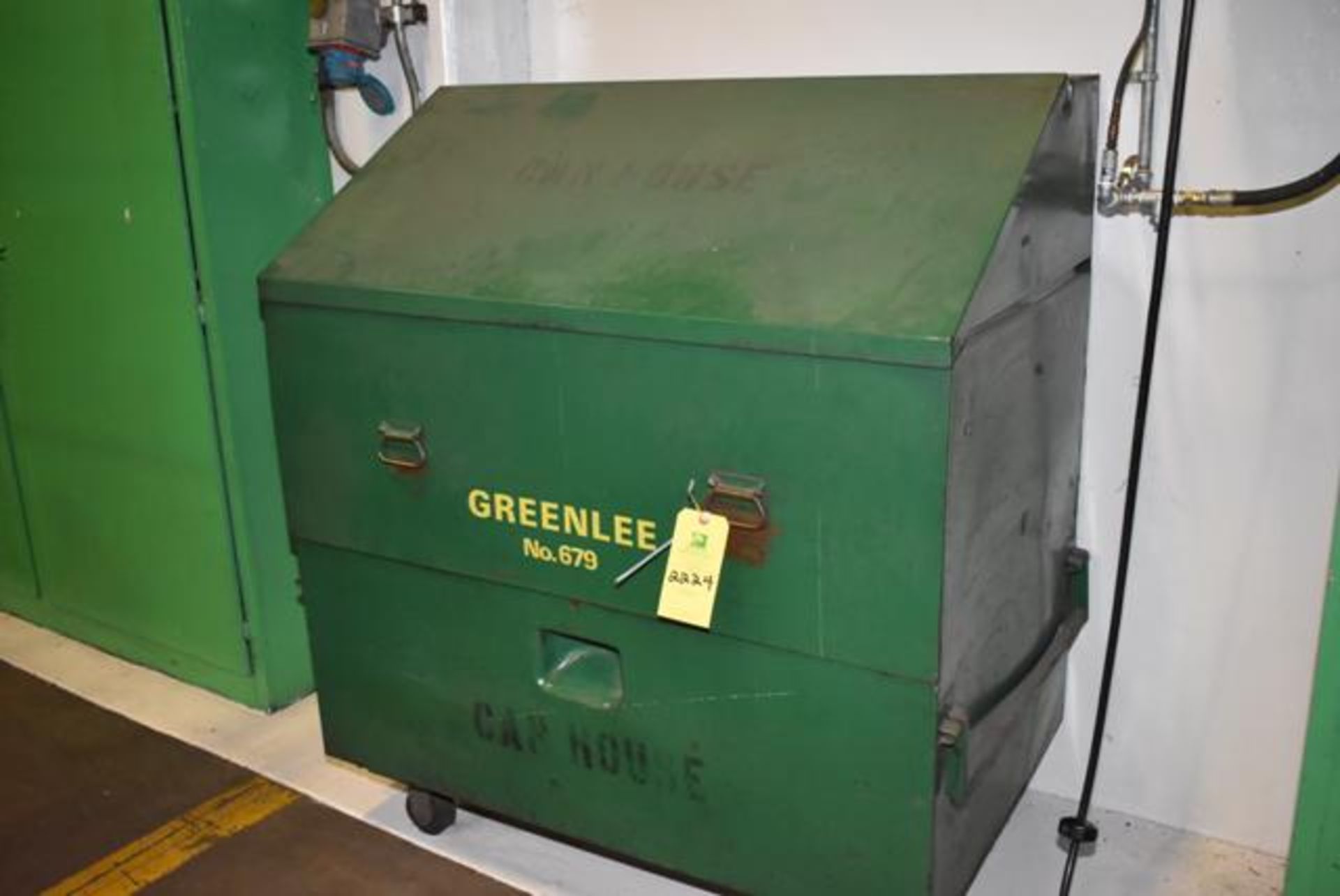 Greenlee #679 Job Box, 4-Wheel Base, RIGGING FEE: $65