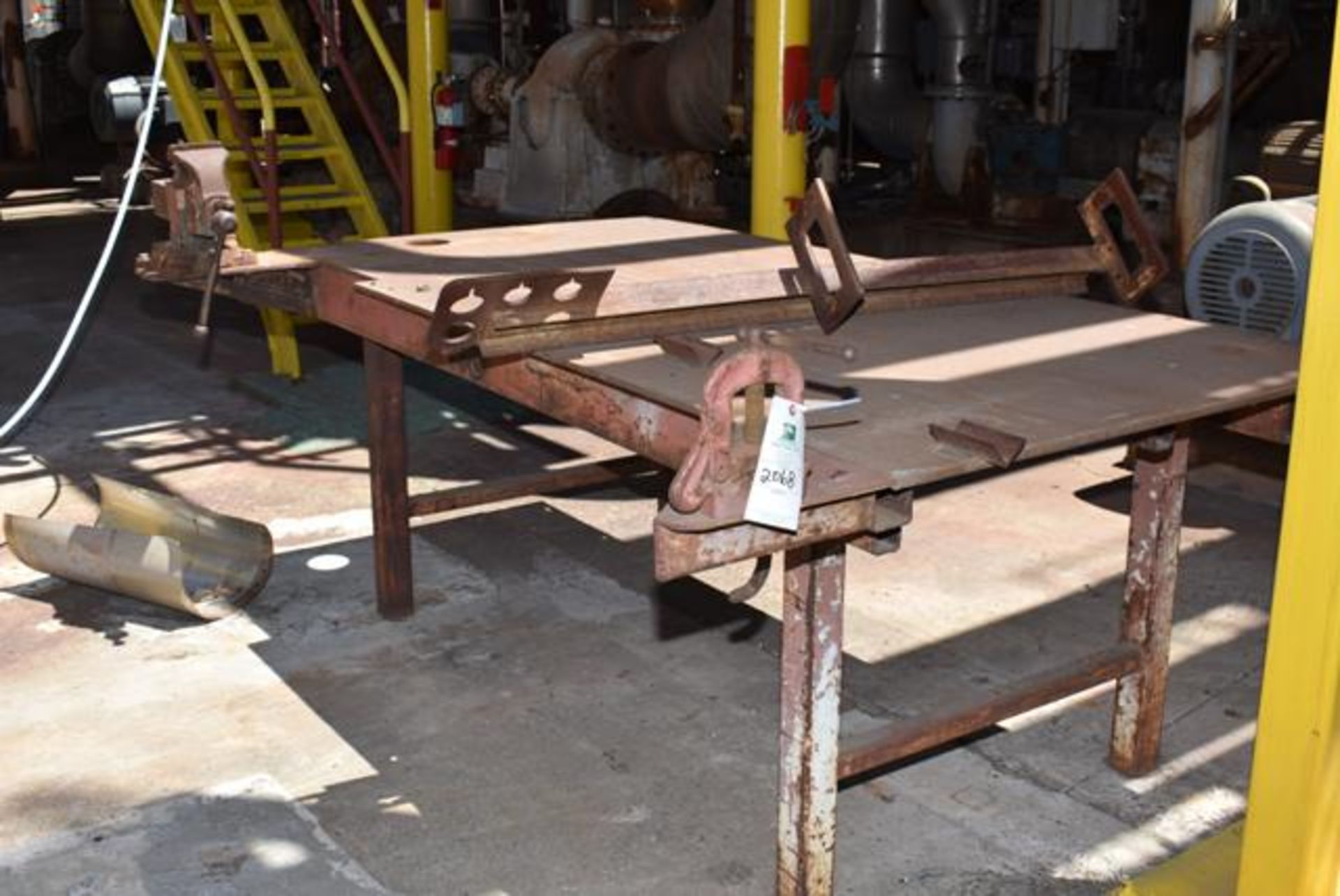 Steel Welding Table w/Vise, 4' x 8', RIGGING FEE: $150