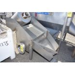 Stainless Steel De-Water Station, RIGGING FEE: $50