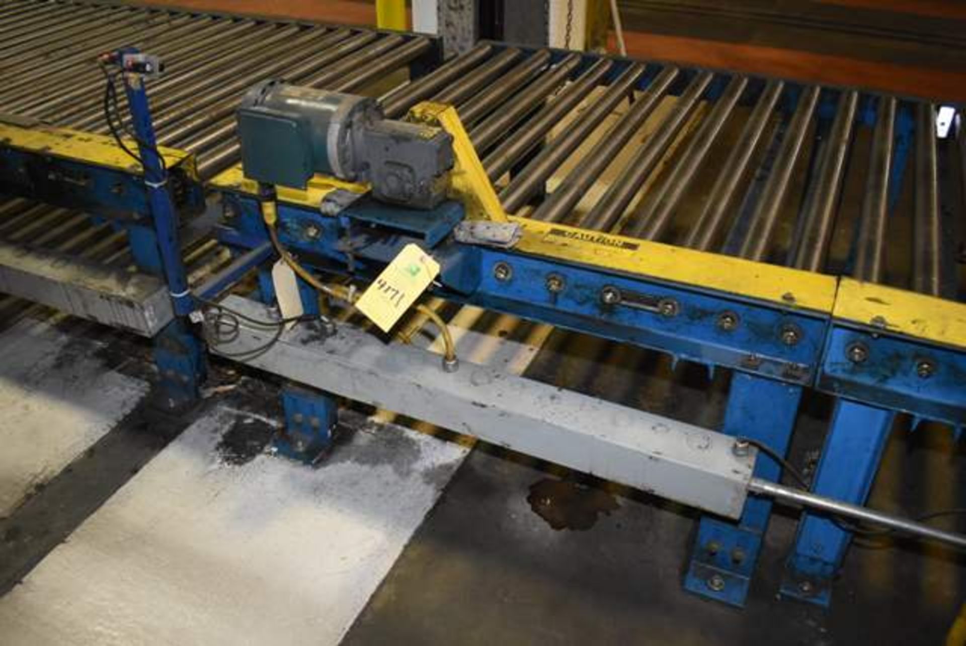 Alba Motorized Roller Conveyor, 52" Rollers x 52" Length Section, RIGGING FEE: $75