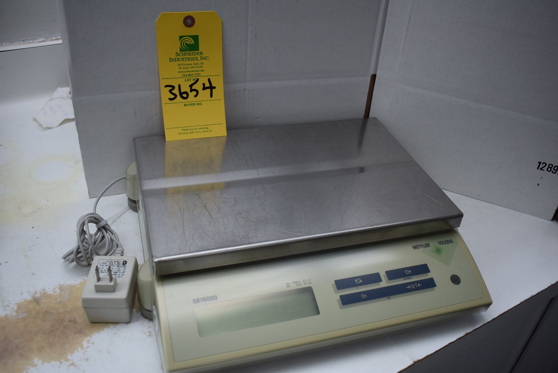 Mettler Toledo Model #SB16000 Bench Scale, RIGGING FEE: $15