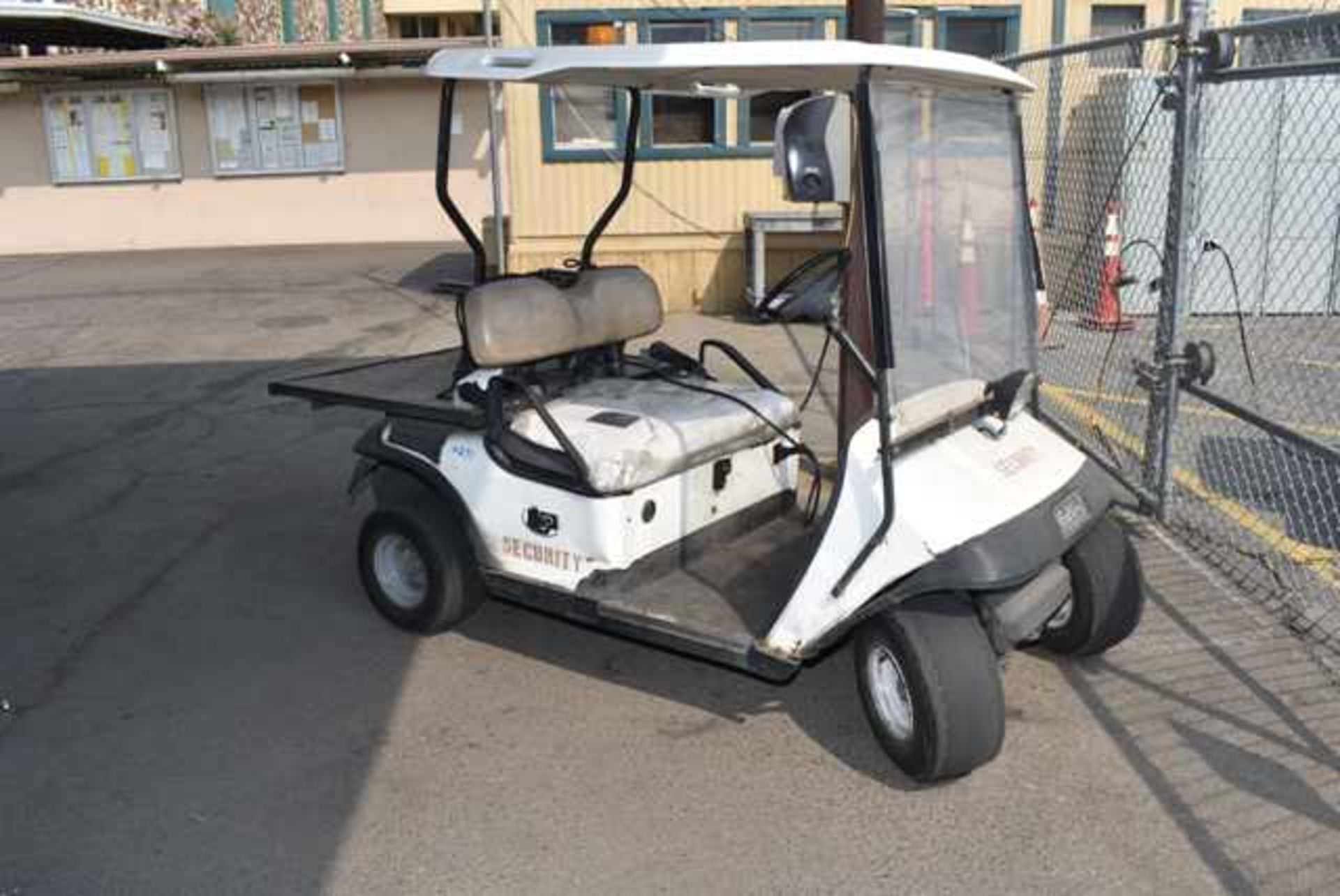 Textron E-Z-Go Electric 4-Wheel Golf Cart, RIGGING FEE: $45