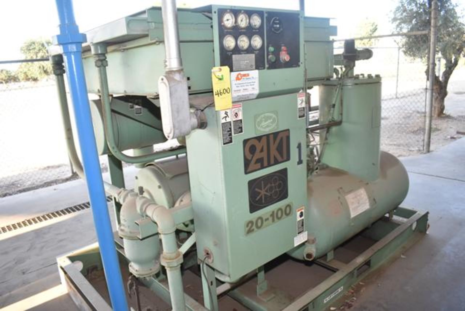 Sullair #20-100L/ACAC-24KT 100 HP Motor, SN 003-94701, 3895 Hours Indicated, RIGGING FEE: $400