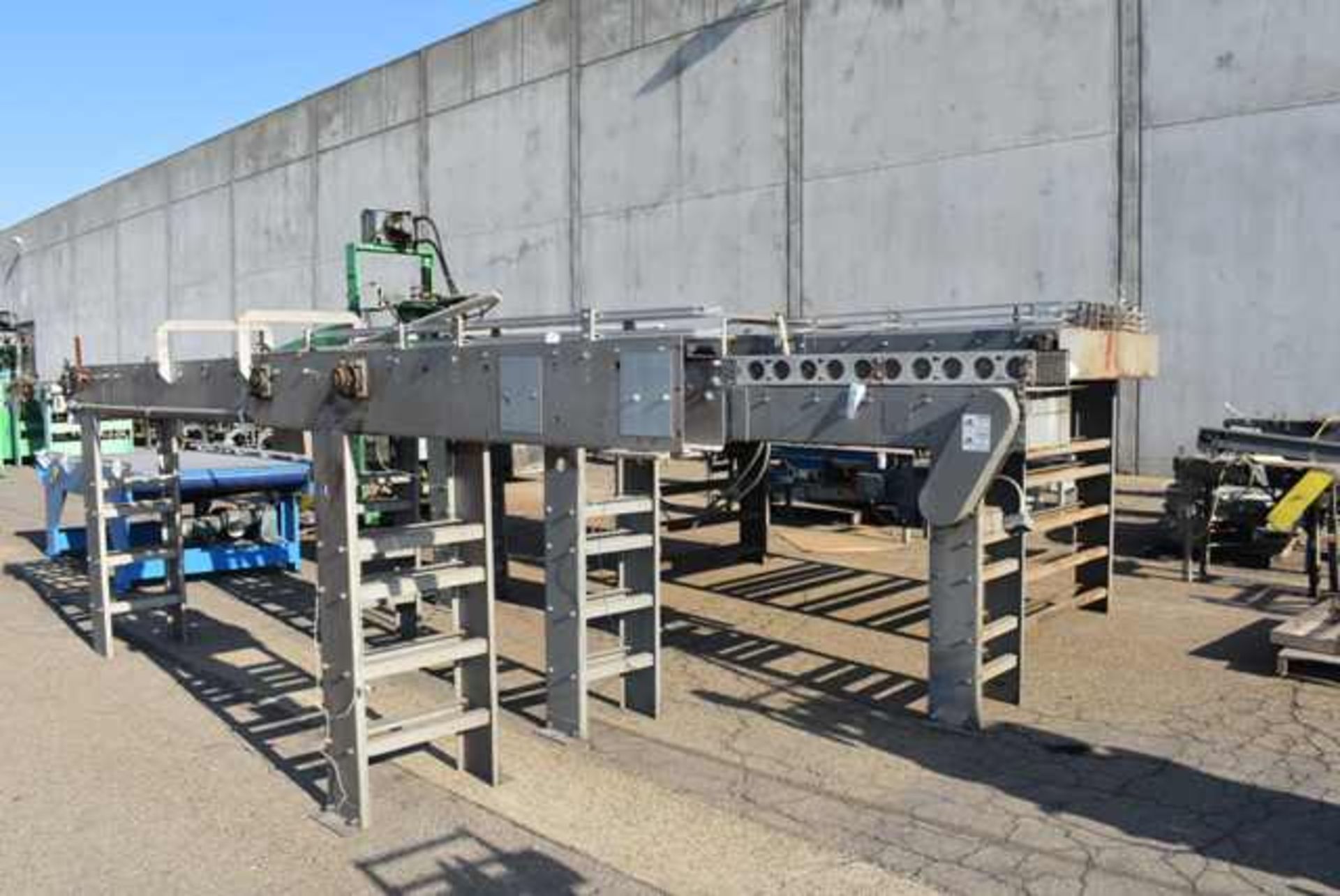 (4) Sections Conveyor, Approx. 40 ft. Total Length, RIGGING FEE: $250 - Image 3 of 3