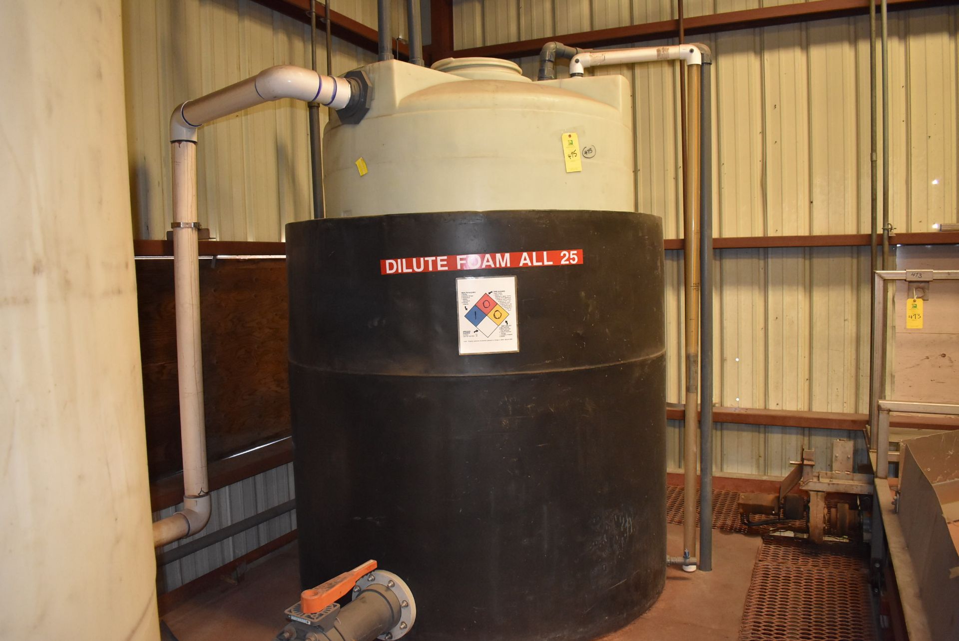 Poly Tank, 60" Diameter x 84", RIGGING FEE: $300