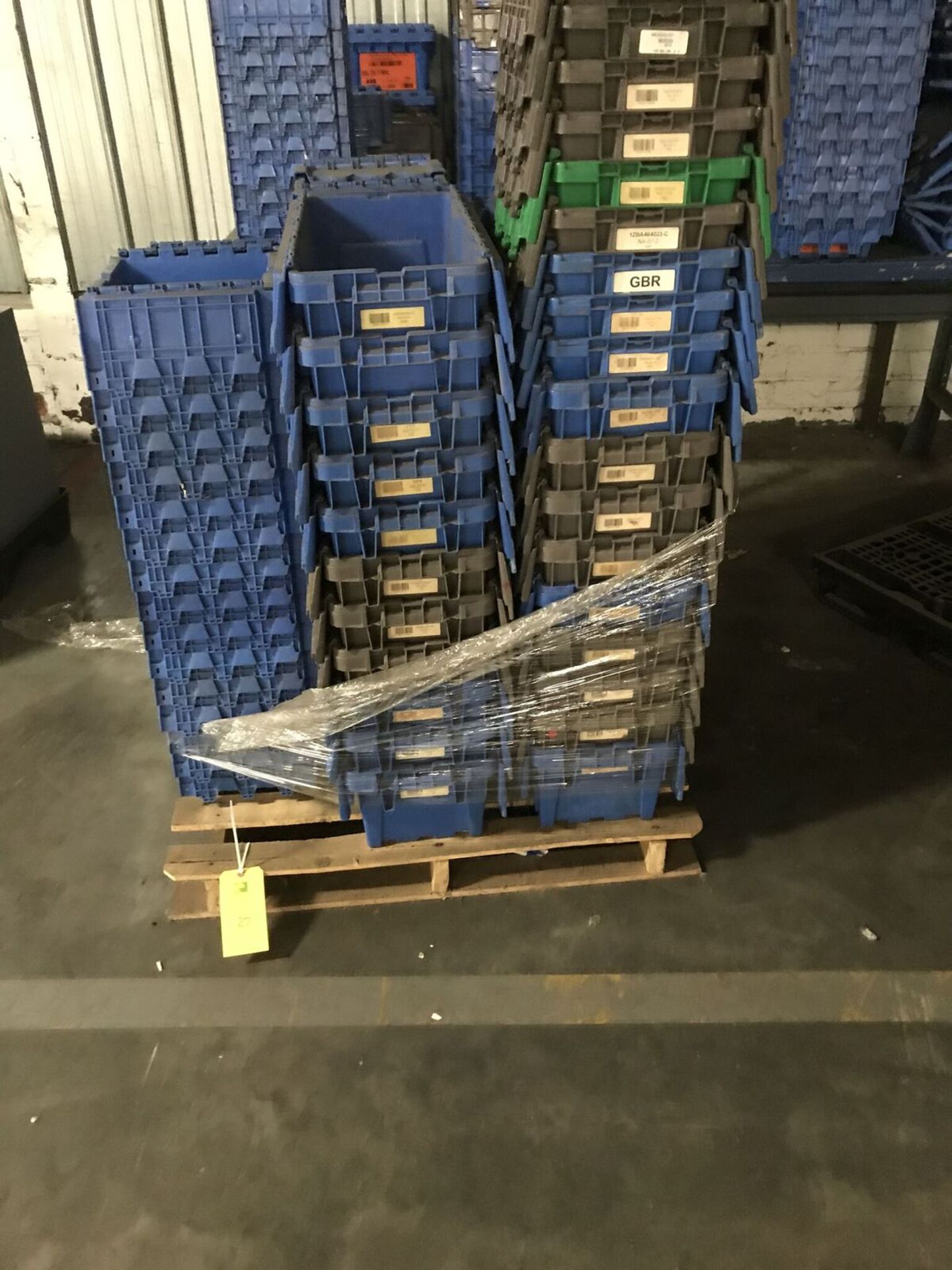 Pallet of Containers, Rigging Fee $20