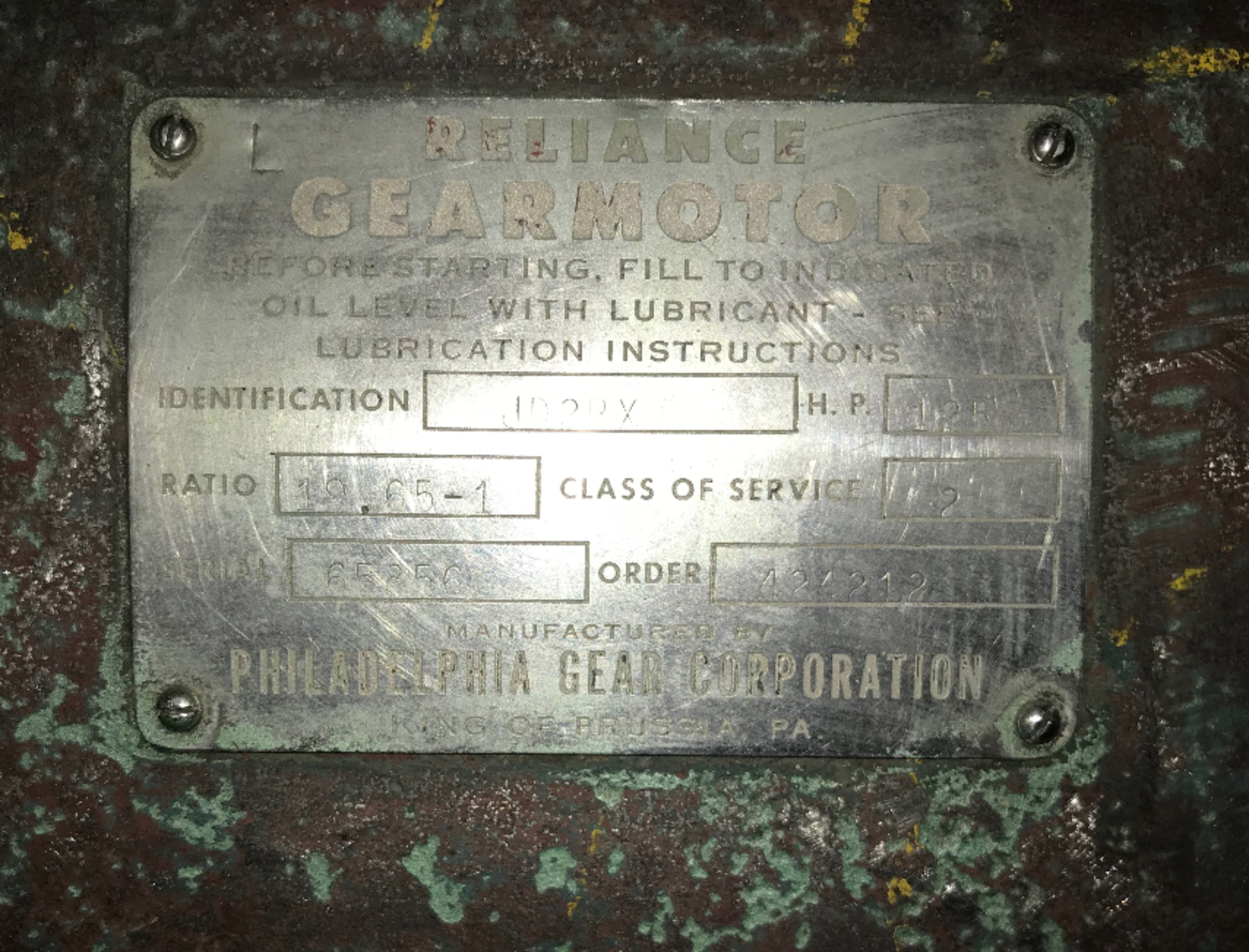 Reliance Motor and Gearbox: Motor 125 HP, 240 Volts, 1750/2500 RPM, ID# F129470-T1; Gearbox ID# - Image 3 of 4