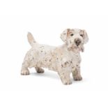 Tierfigur: Terrier Wiener Bronze, 20.Jh. Ziseliert und bemalt. Westie Terrier. H 6 cm. -