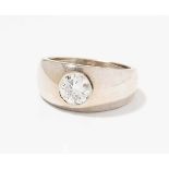 Diamant-Ring 750 Weissgold. Bandring mit 1 Altschliff-Diamanten ca. 1 ct H-vs/si. Gr. 59, 10,4 g.