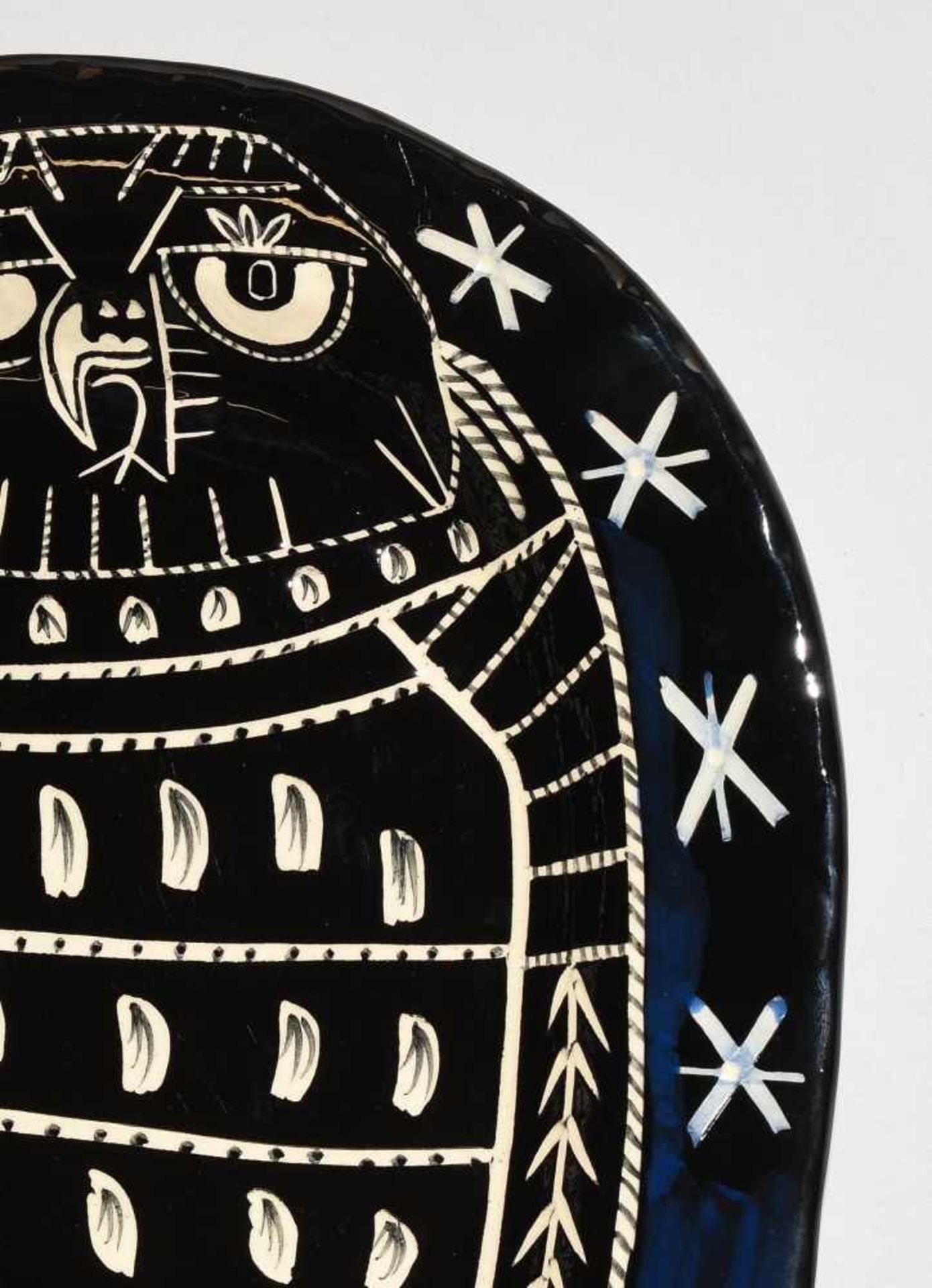 Picasso, Pablo (Malaga 1881–1973 Mougins) "Bright Owl". 1955. Rechteckige Keramikplatte. 1 von 450 - Bild 4 aus 9