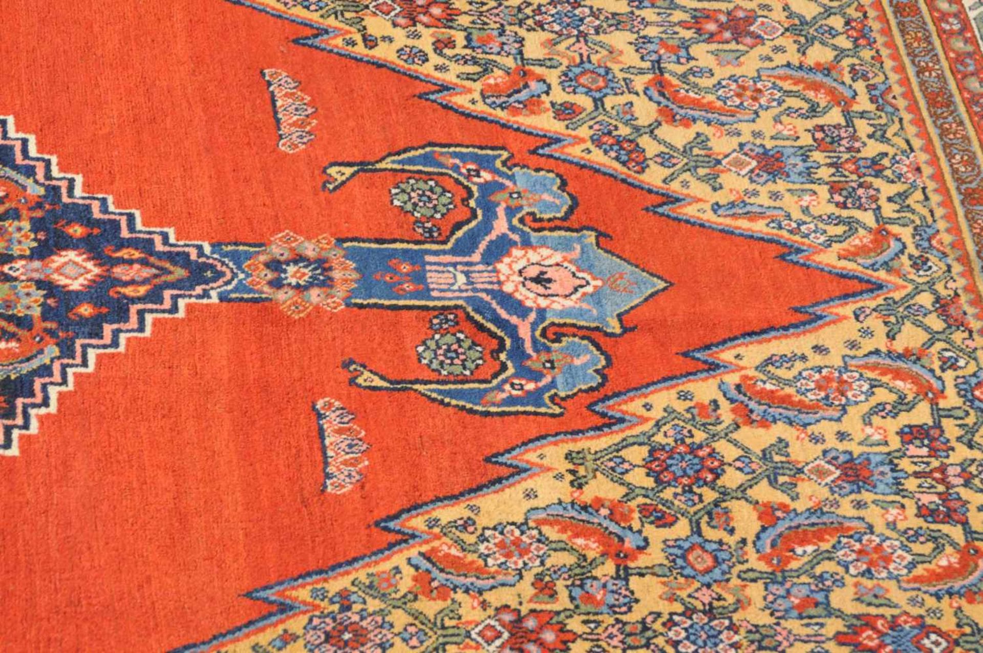 Bidjar W-Persien, um 1900. Im roten Mittelfeld liegt ein imposantes getrepptes Rauten-Medaillon - Bild 12 aus 13