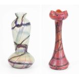 BöhmenUm 1900. Wohl Glasfabrik Elisabeth. Vase. Farbloses Glas, opalweiss unterfangen, aussen rote