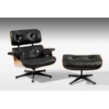 Charles und Ray EamesLounge Sessel mit Ottoman, Modell Nr. 670. Entwurf 1956. Ausführung: Vitra.